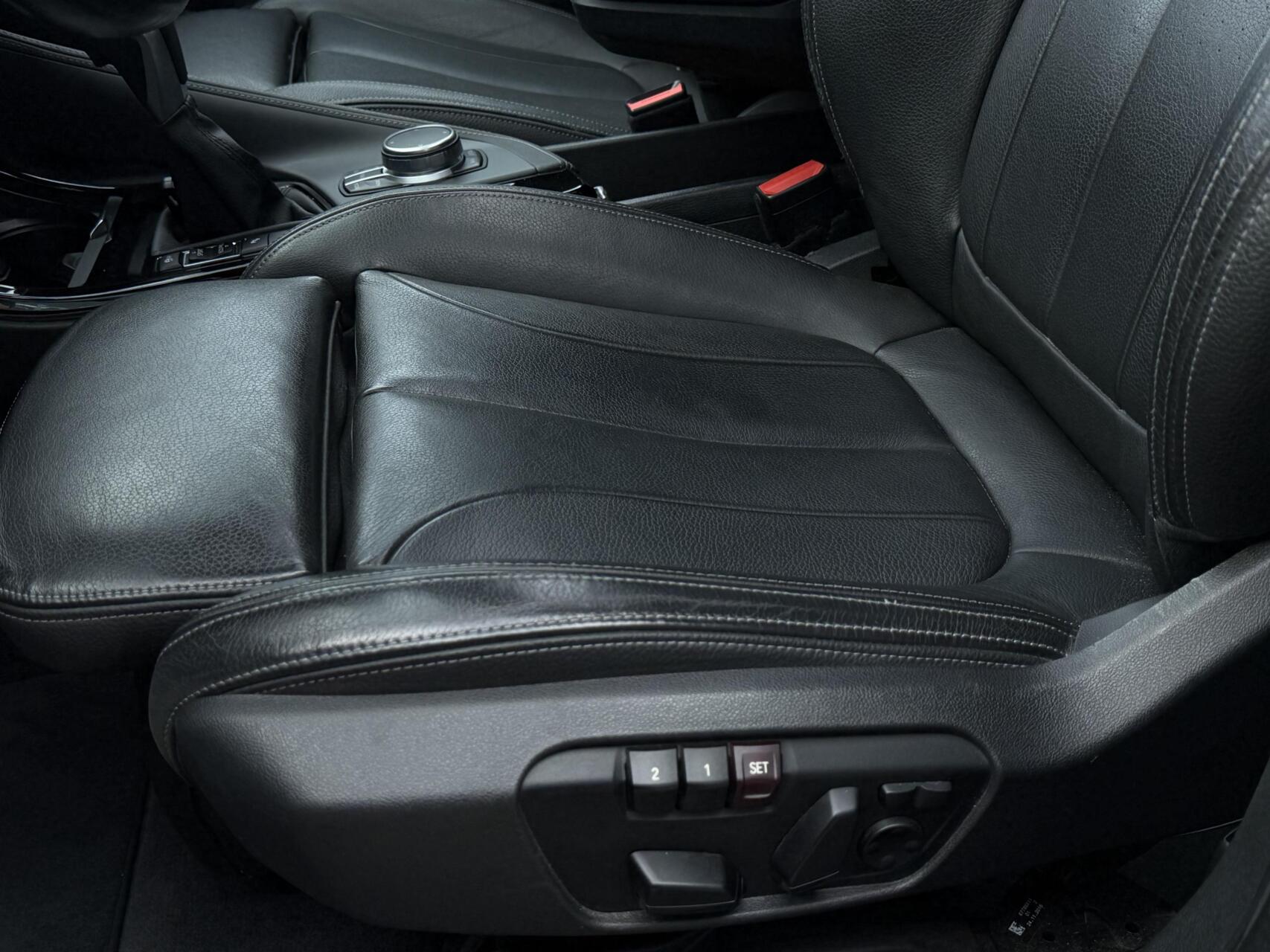 Foto van BMW X1 Xdrive20i
