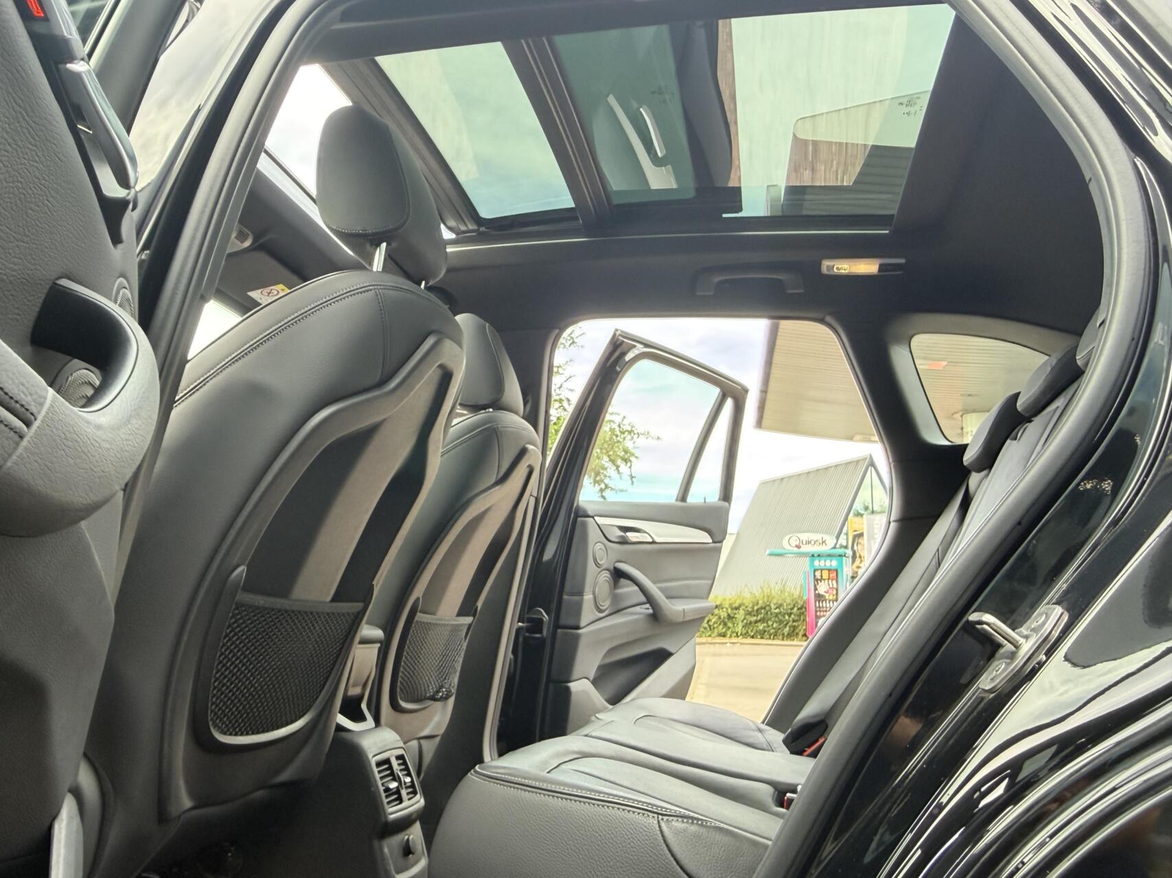 Foto van BMW X1 Xdrive20i
