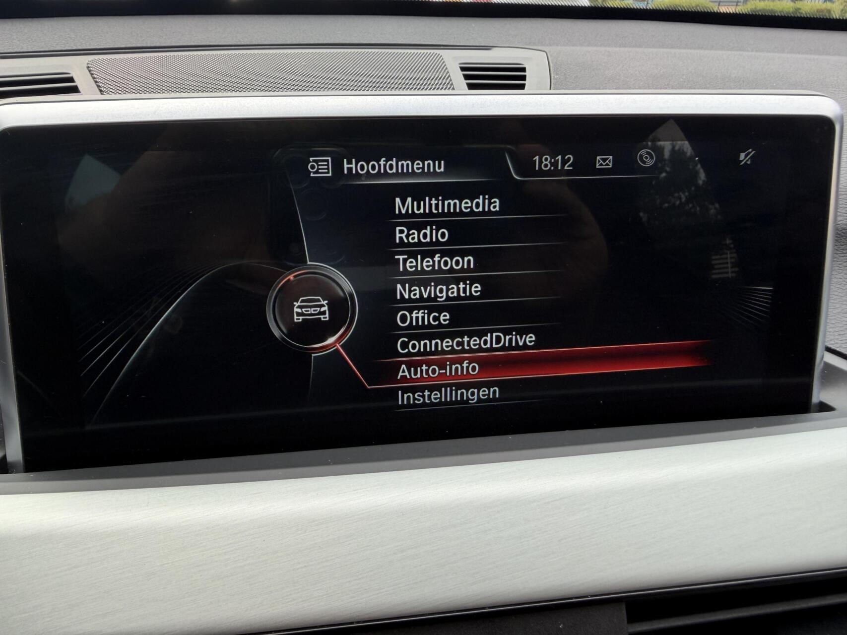 Foto van BMW X1 Xdrive20i