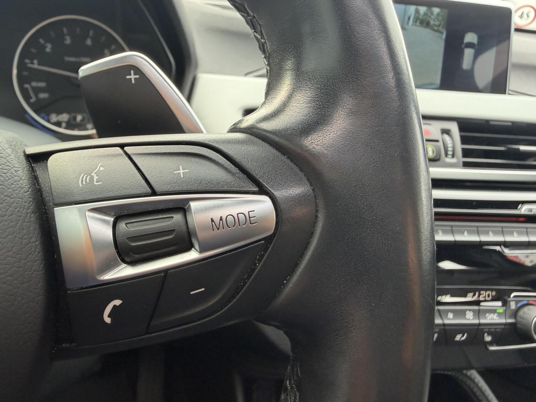 Foto van BMW X1 Xdrive20i