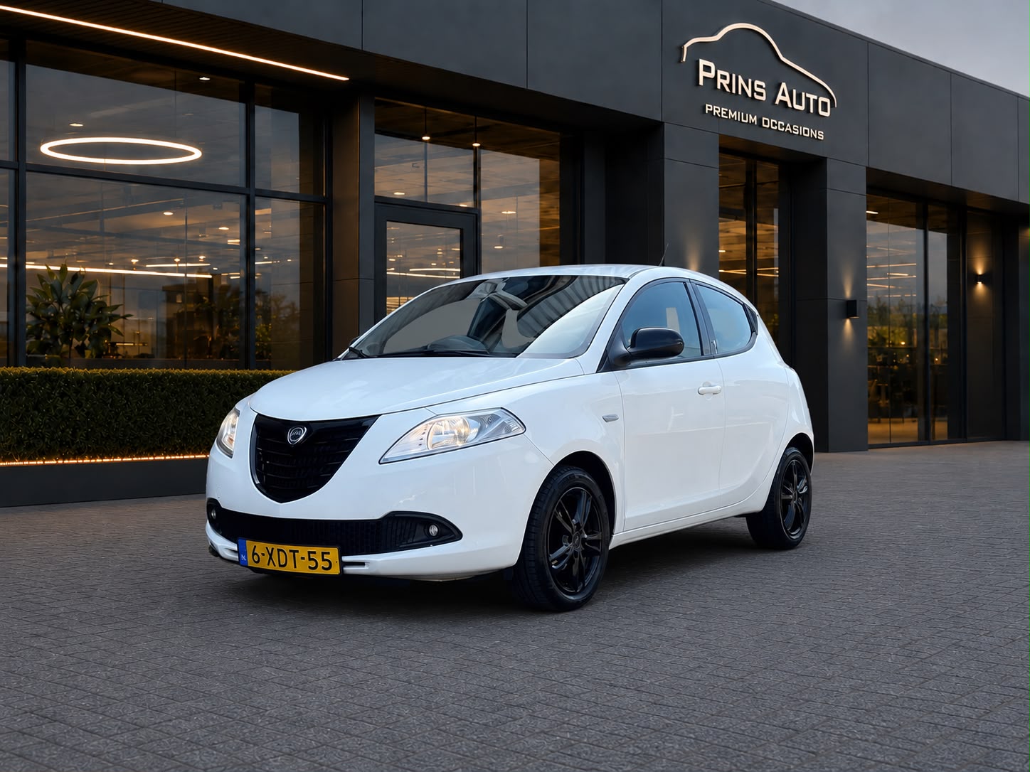 Lancia Ypsilon 0.9 TwinAir Elefantino Plus 2014 - voorkant