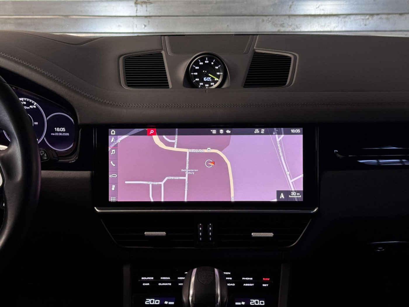 Foto van Porsche Cayenne E-hybrid