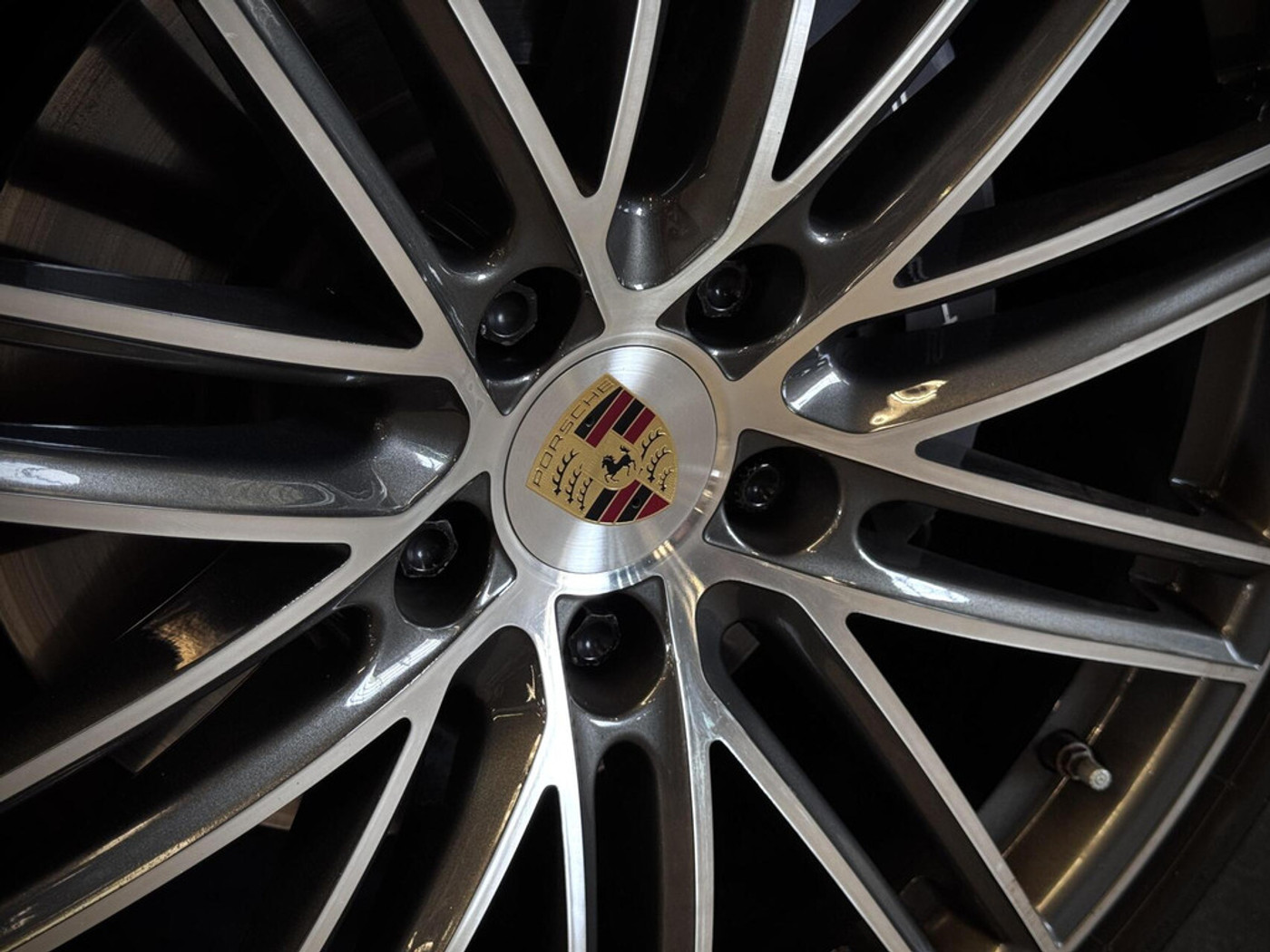 Foto van Porsche Cayenne E-hybrid