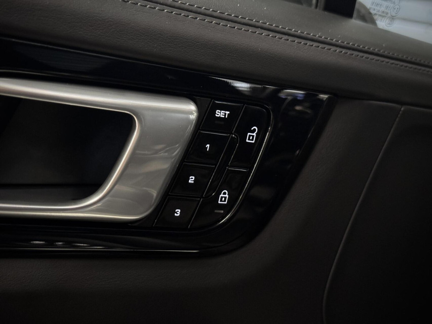 Foto van Porsche Cayenne E-hybrid