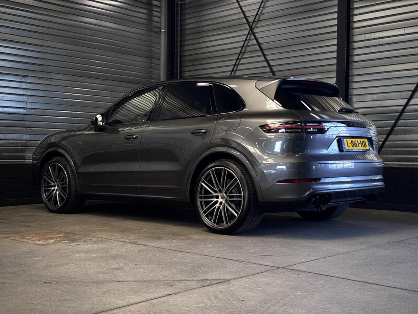 Foto van Porsche Cayenne E-hybrid