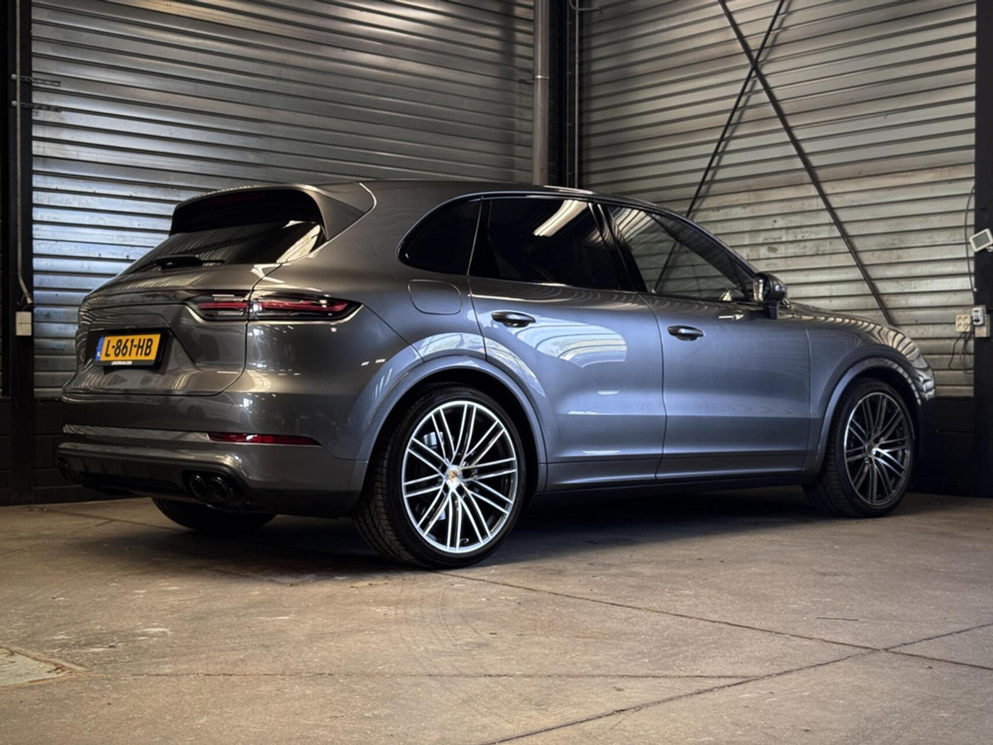 Foto van Porsche Cayenne E-hybrid