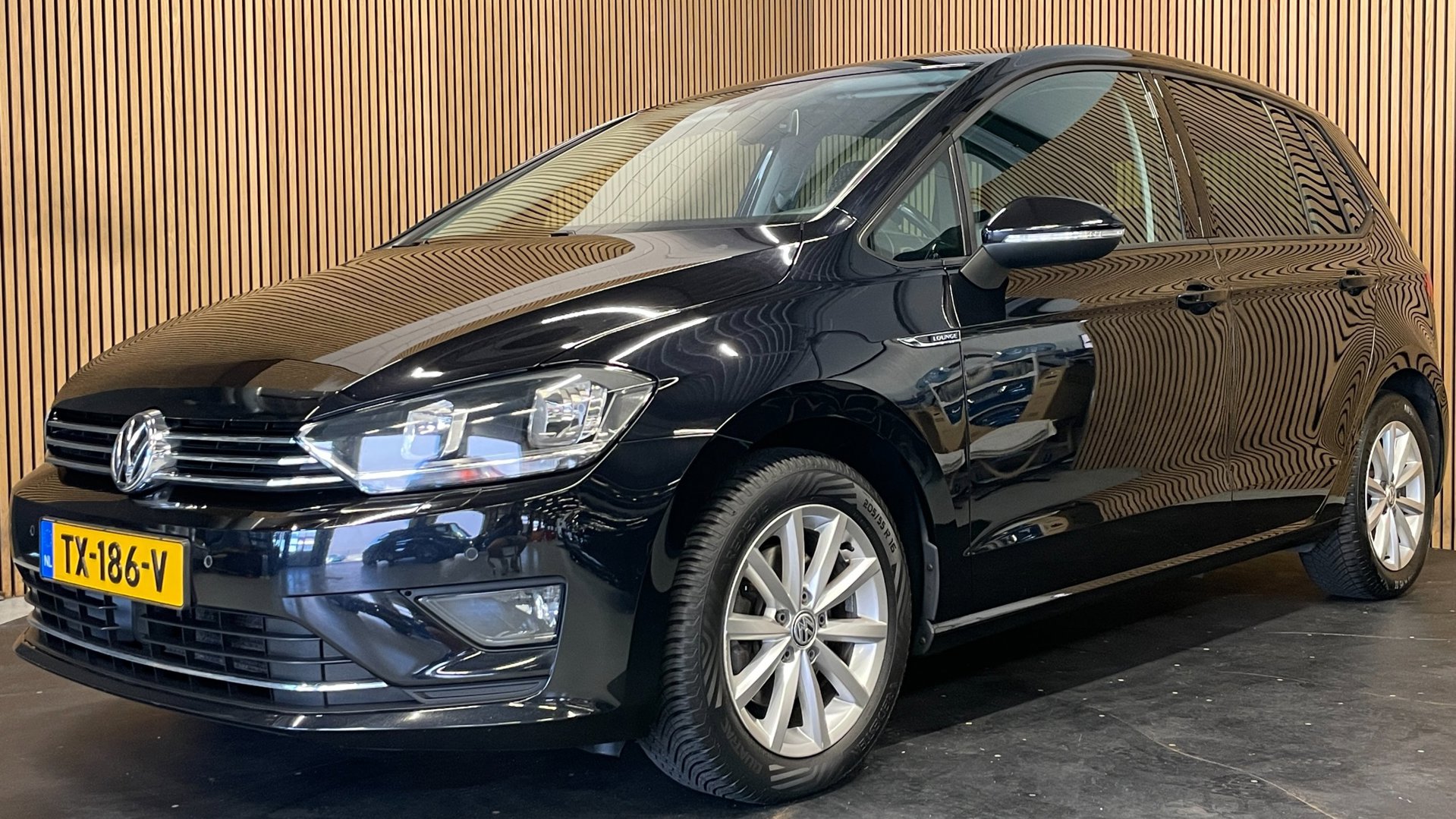 Foto van Volkswagen Golf Sportsvan