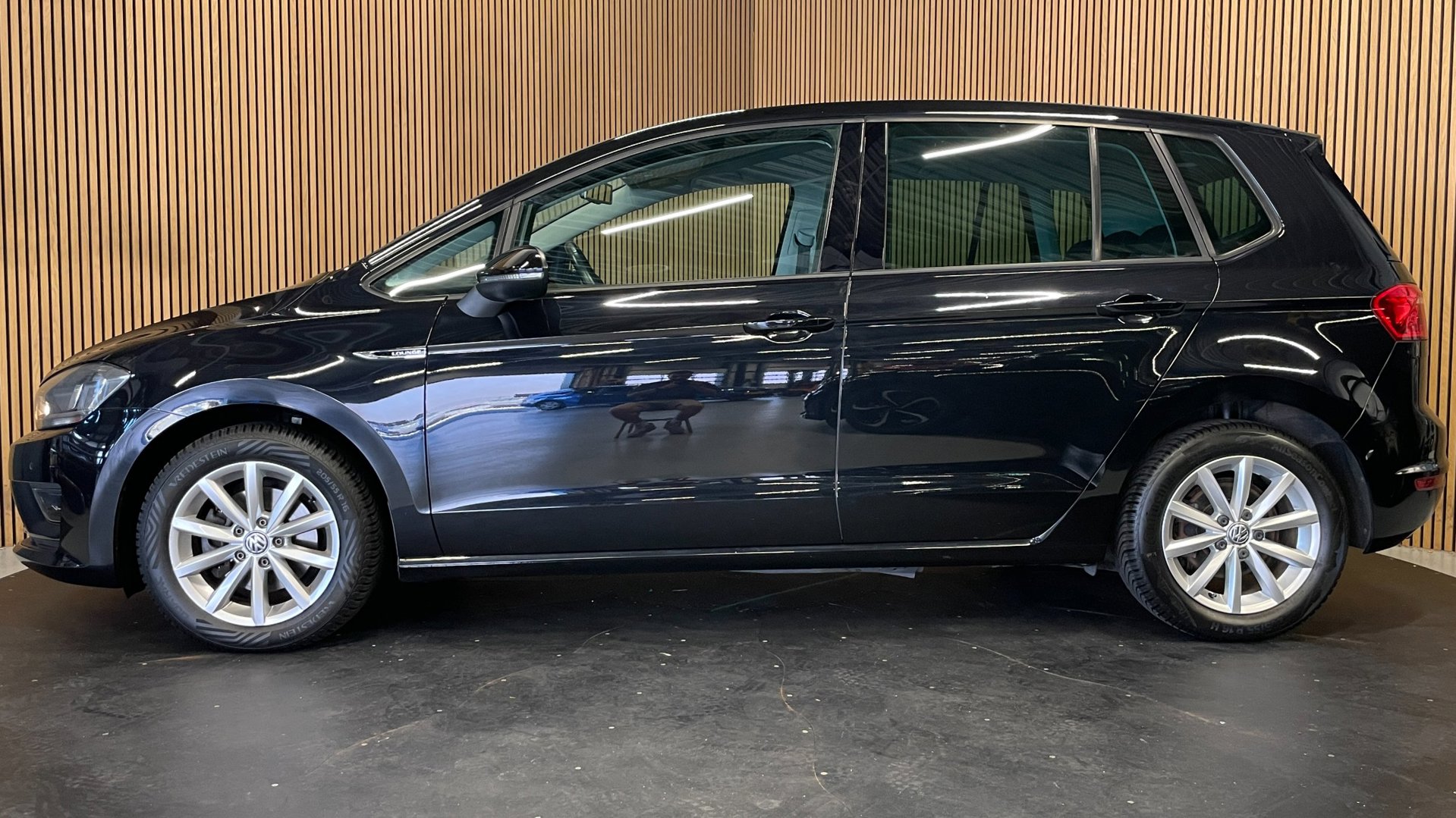 Foto van Volkswagen Golf Sportsvan