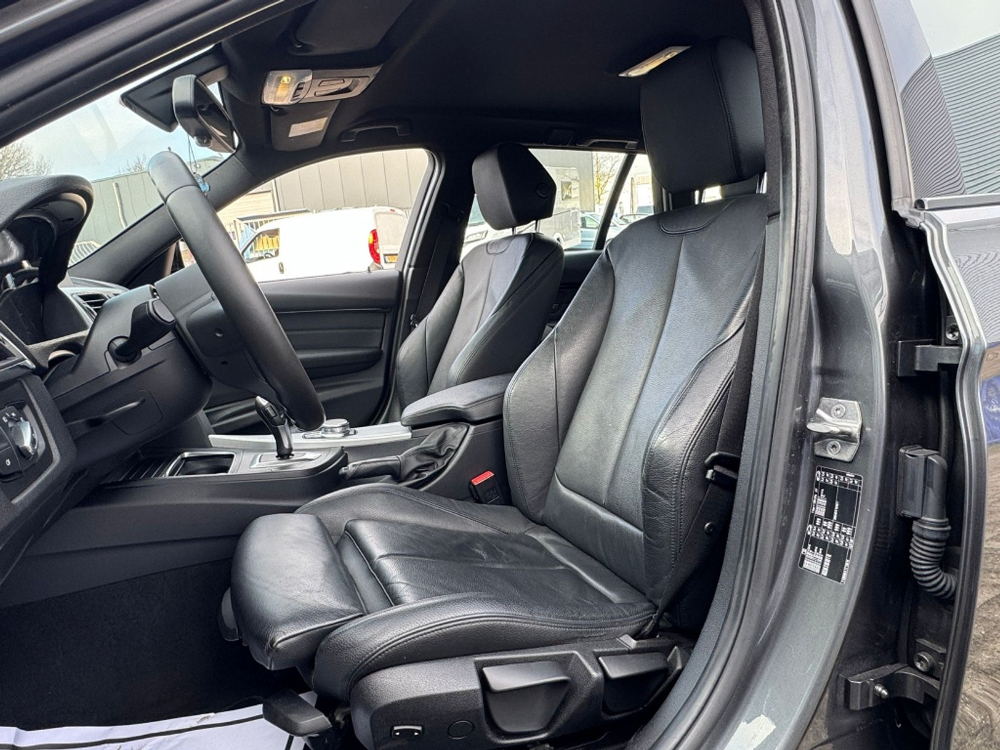Foto van BMW 320i