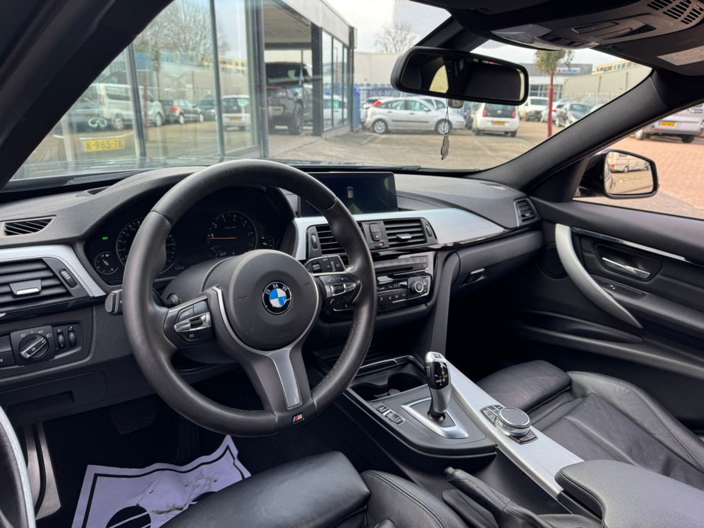 Foto van BMW 320i