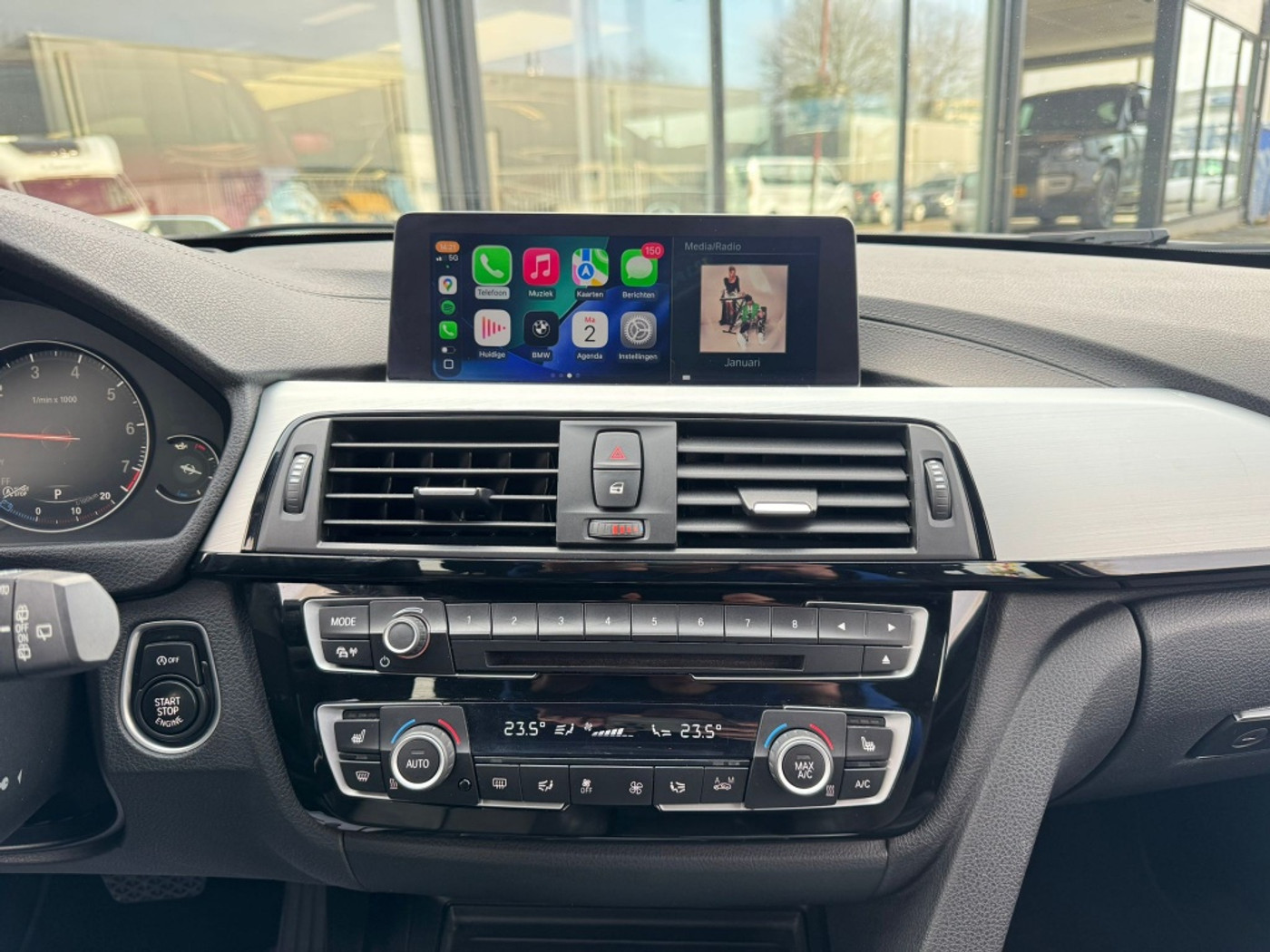 Foto van BMW 320i
