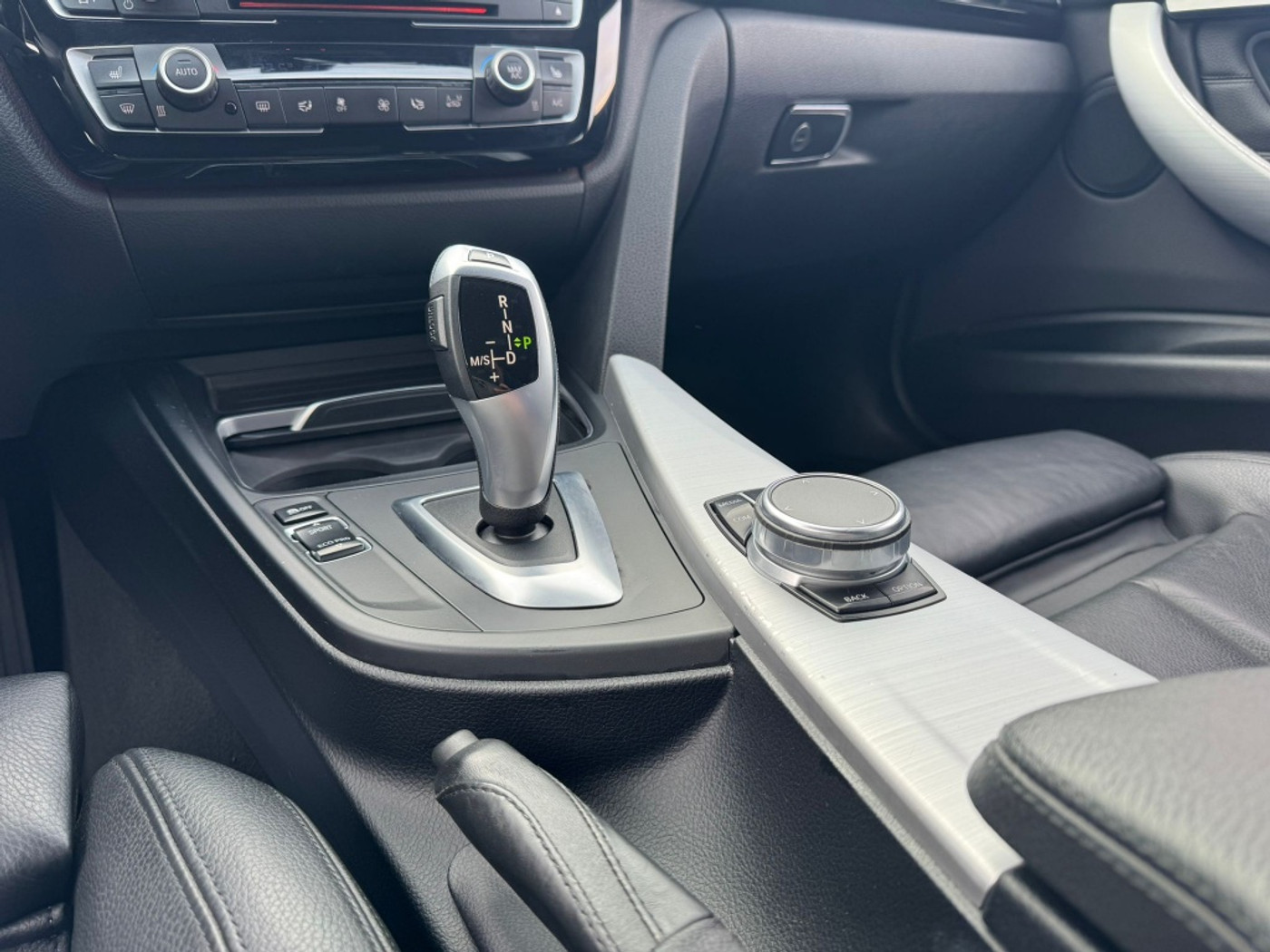 Foto van BMW 320i