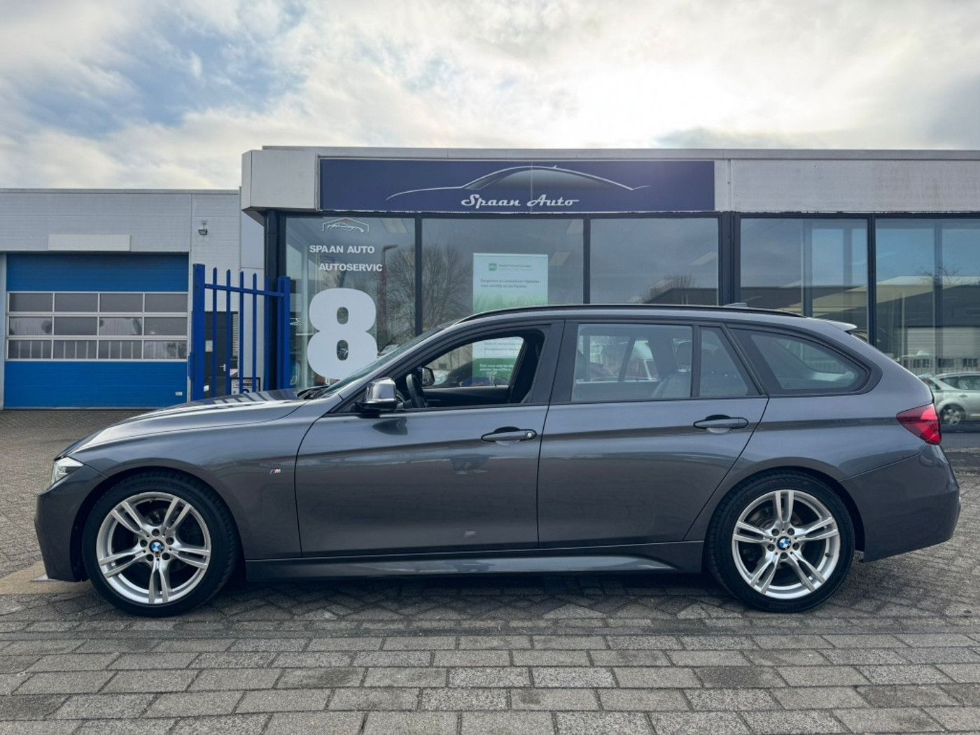 Foto van BMW 320i