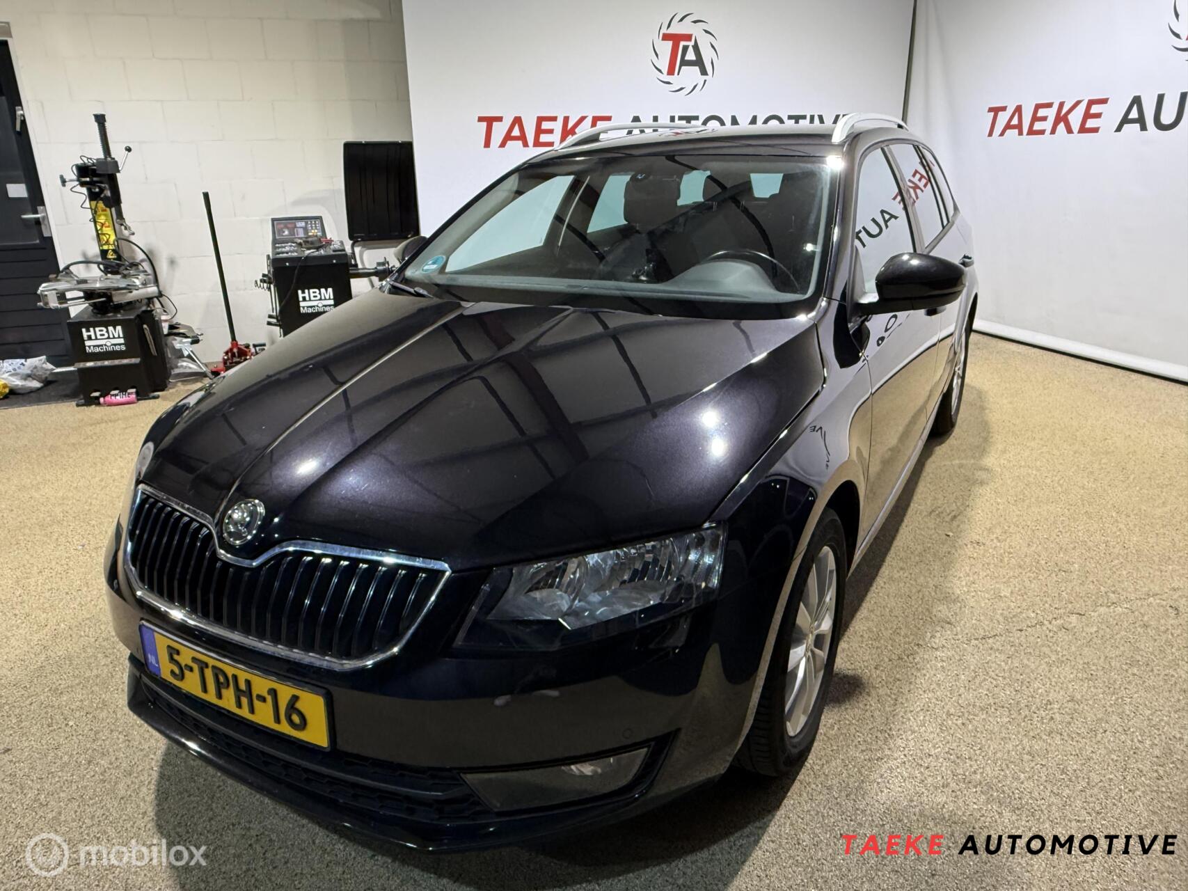 Skoda Octavia 1.4 TSI Greentech Elegance AUT/Clima/Nap 2014 - voorkant