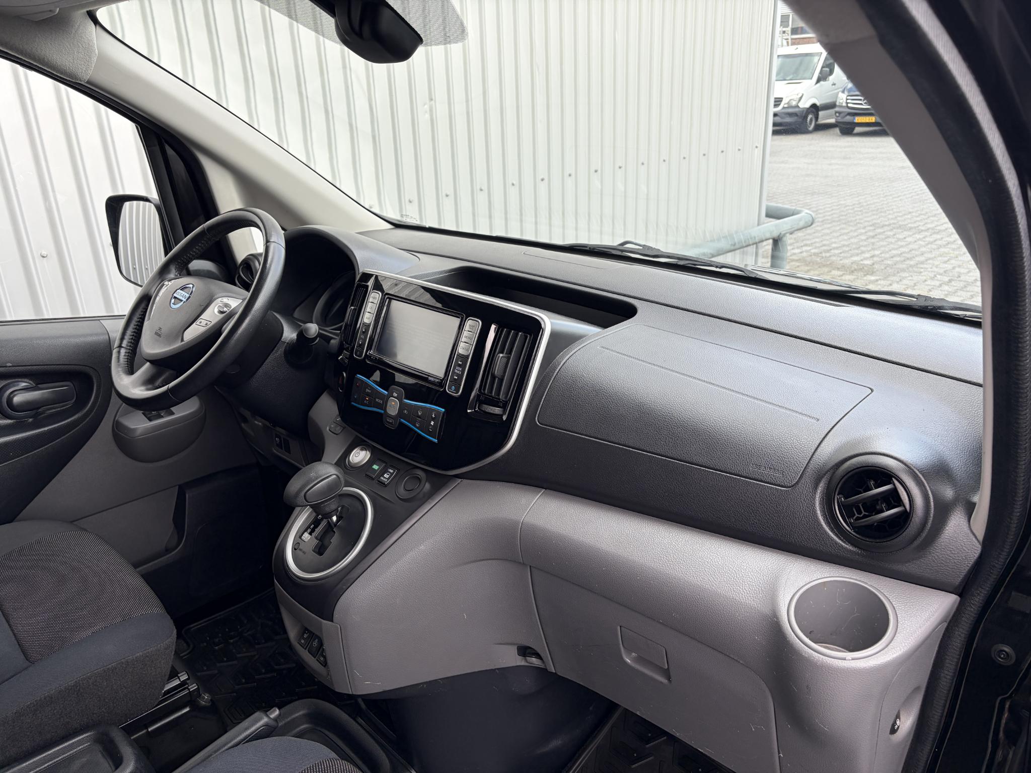 Foto van Nissan Nissan E-nv200
