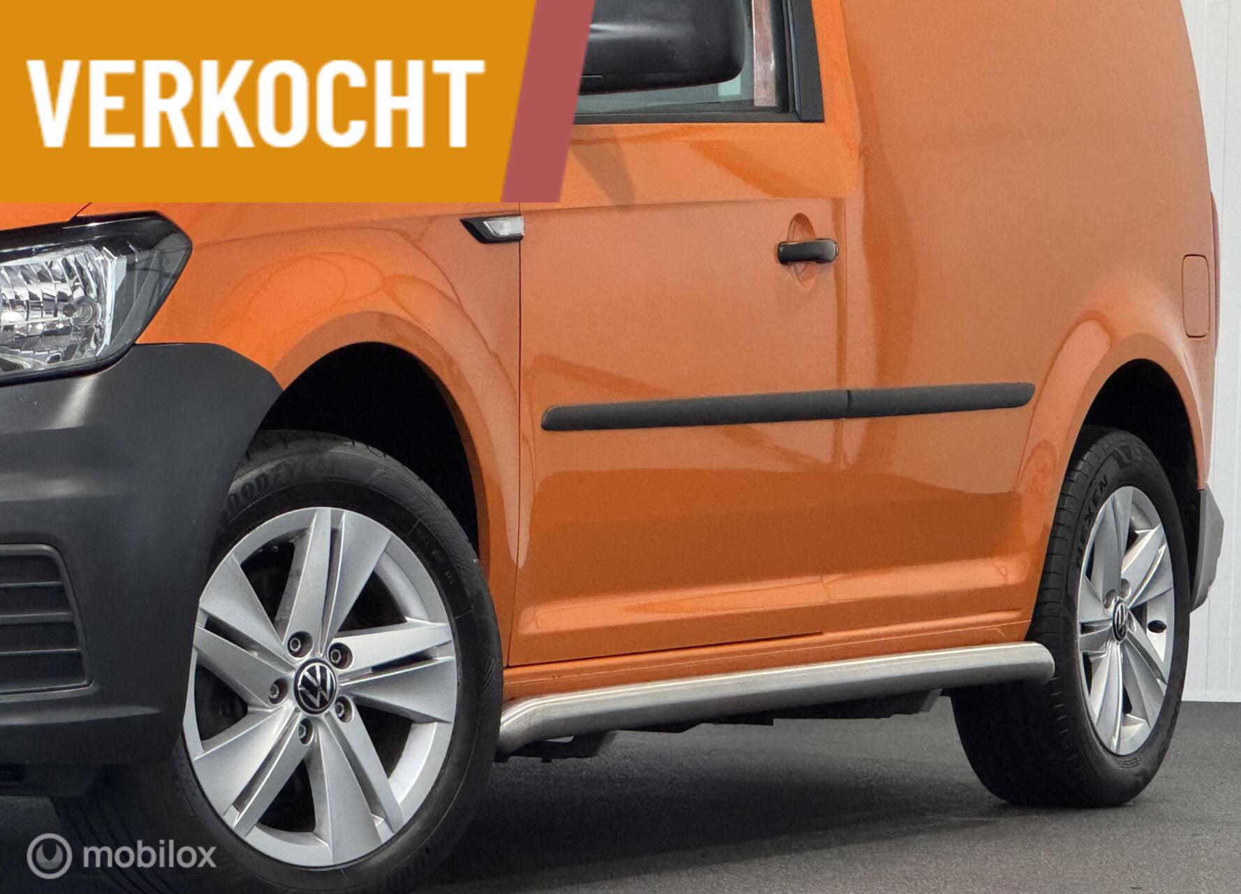 Foto van Volkswagen Caddy Modified Partition Wall