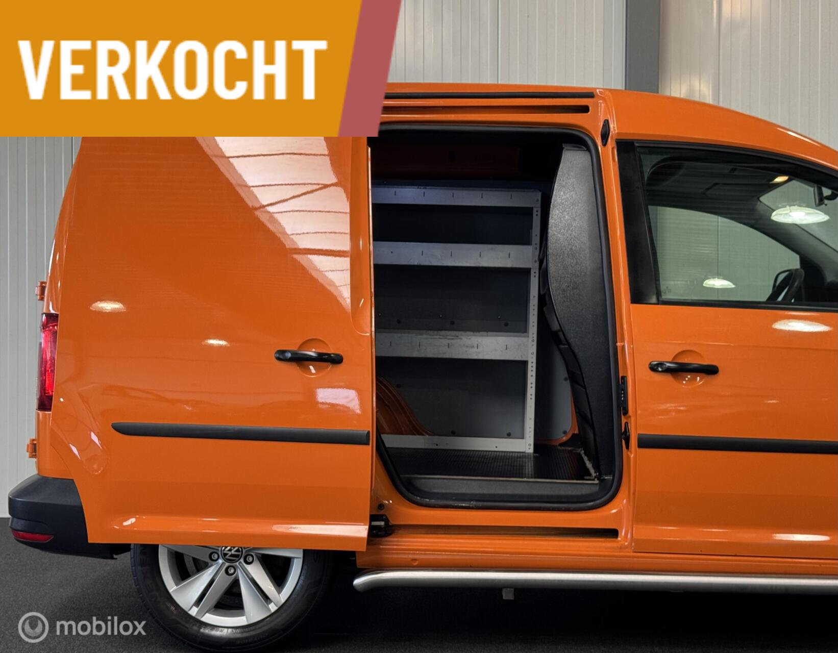 Foto van Volkswagen Caddy Modified Partition Wall