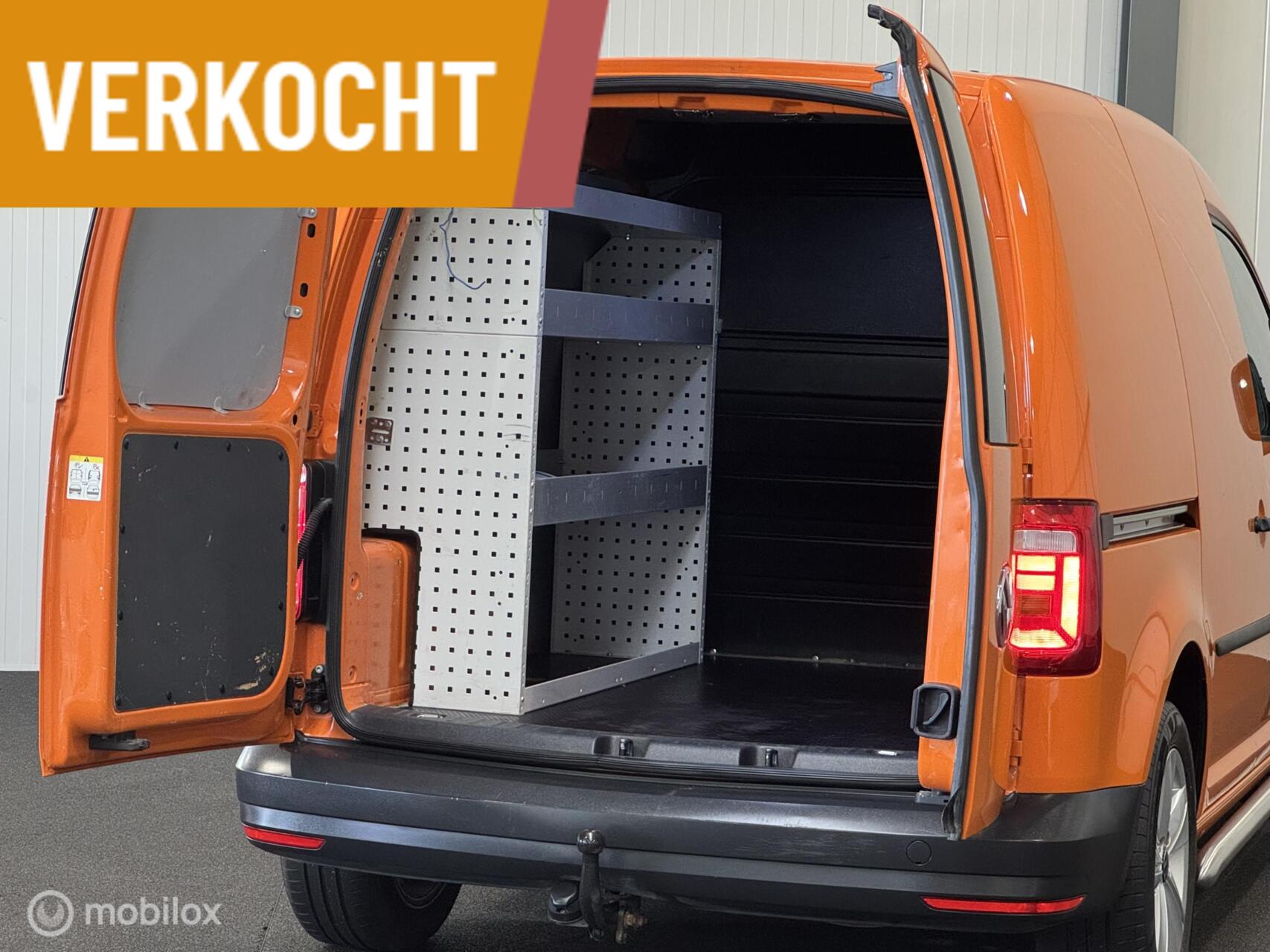 Foto van Volkswagen Caddy Modified Partition Wall
