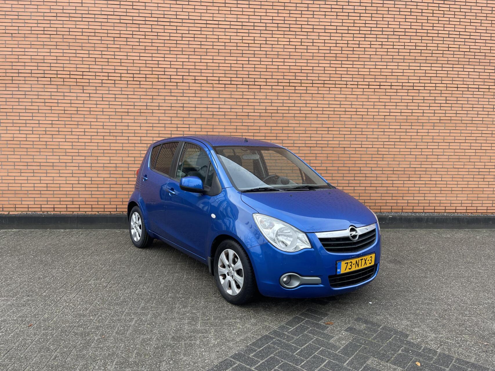 Foto van Opel Agila