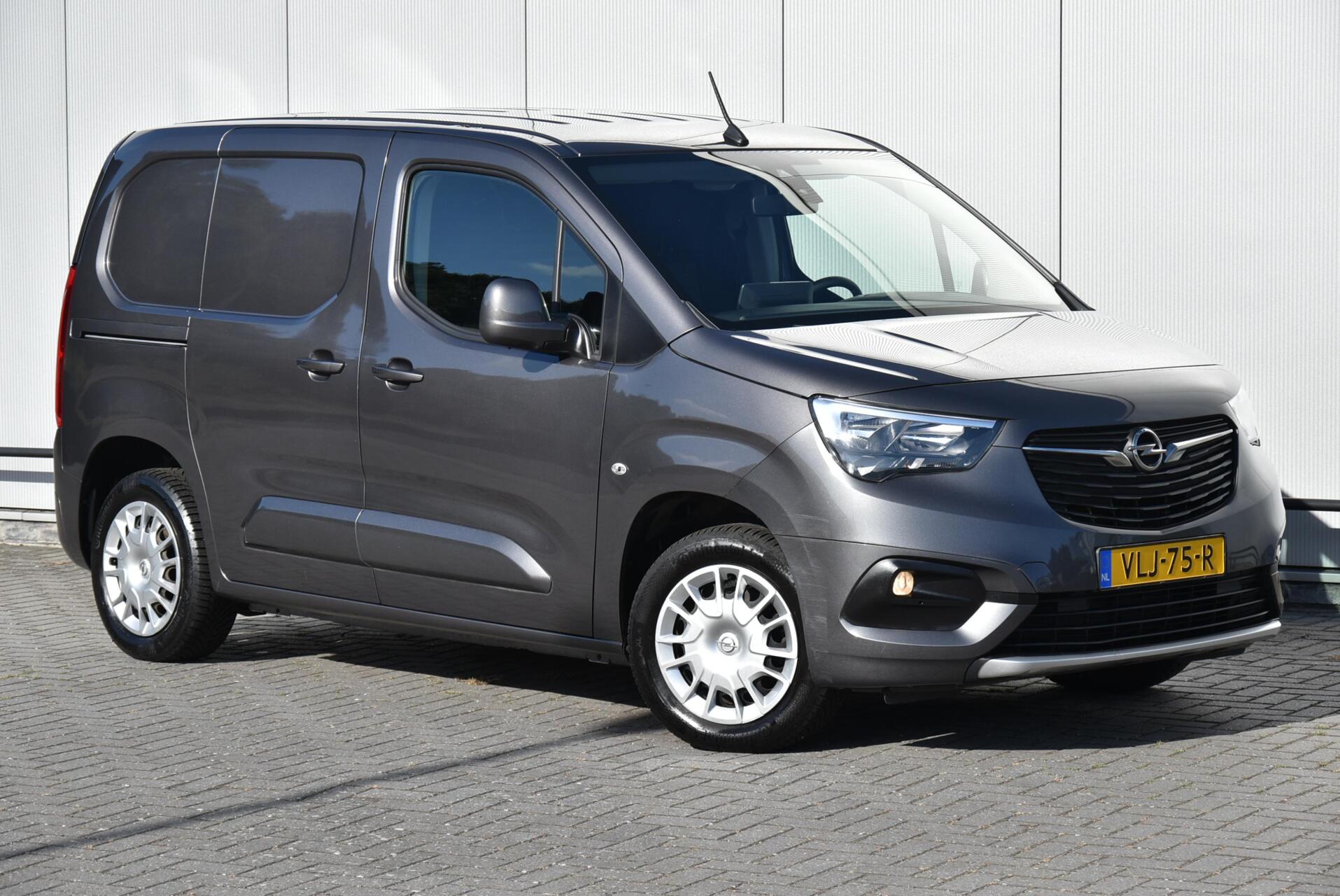 Opel Combo 1.5D Airco Navi Apple Klep 2x Schuifdeur Cruise 2021 - voorkant