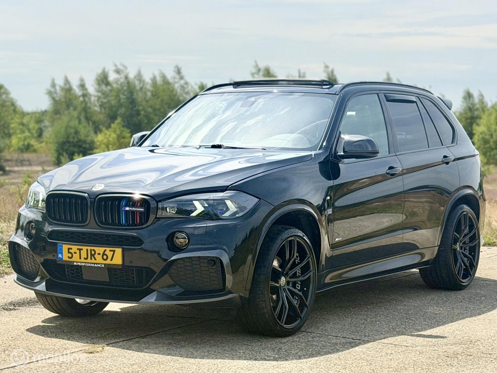 Foto van BMW X5 Xdrive30d