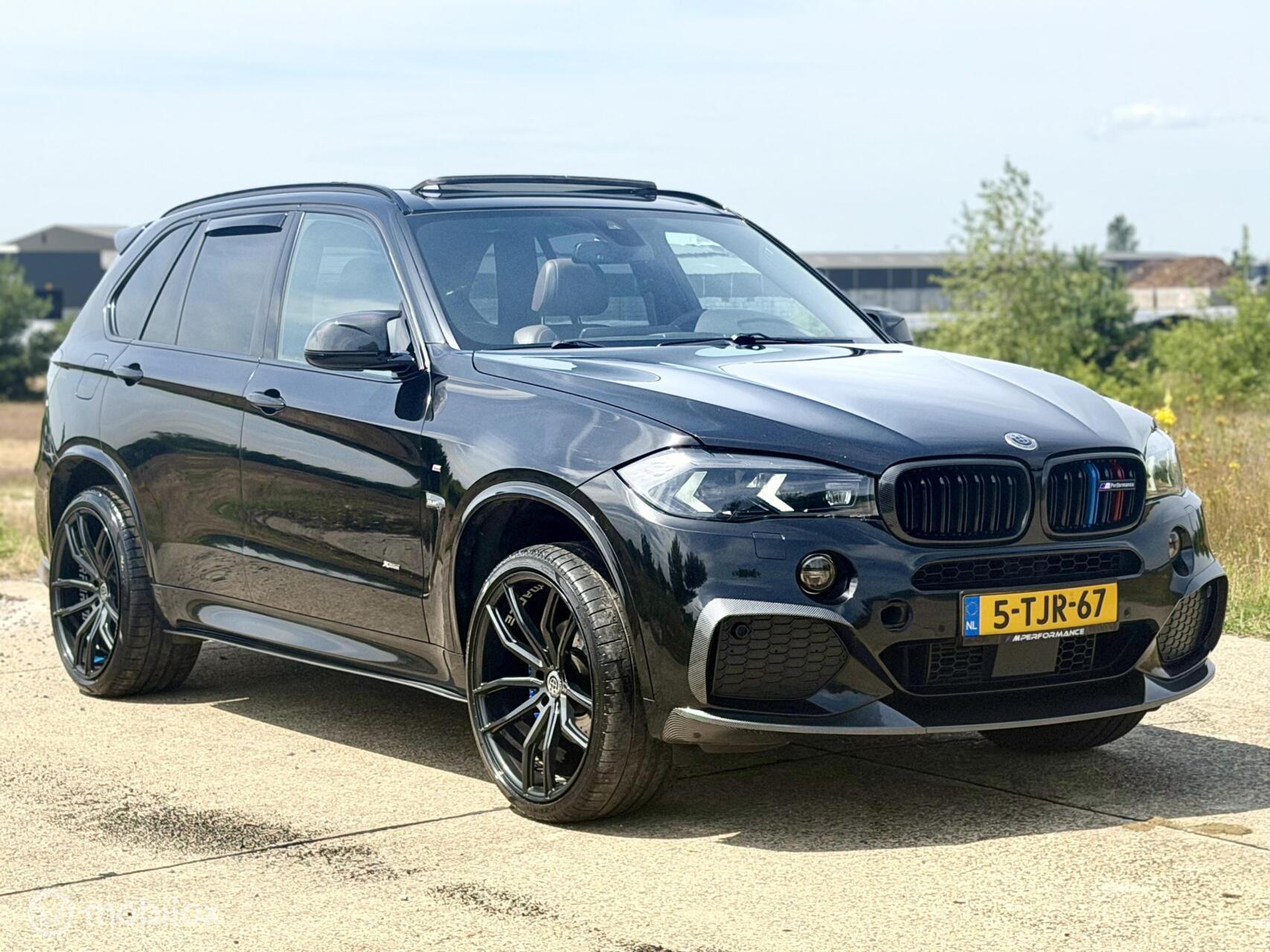 Foto van BMW X5 Xdrive30d