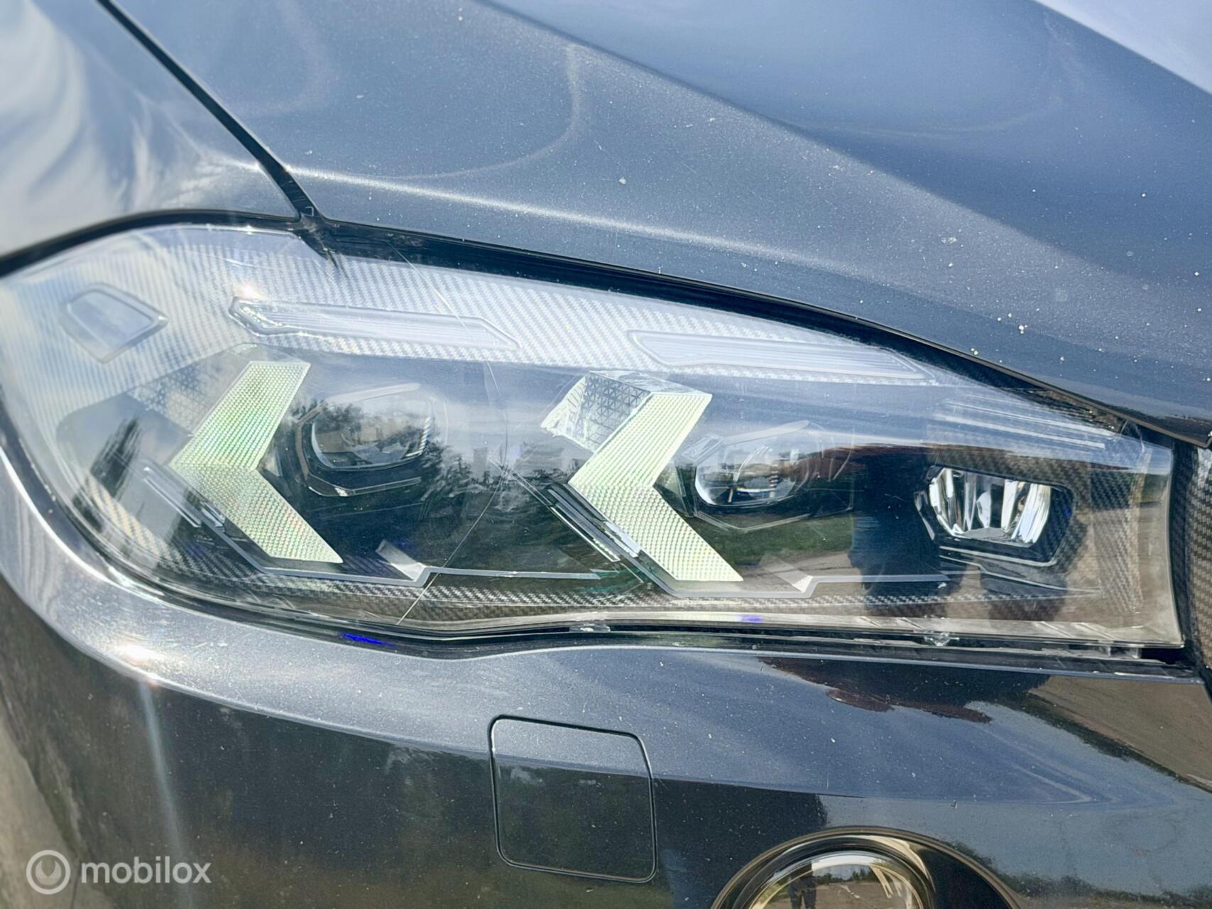 Foto van BMW X5 Xdrive30d