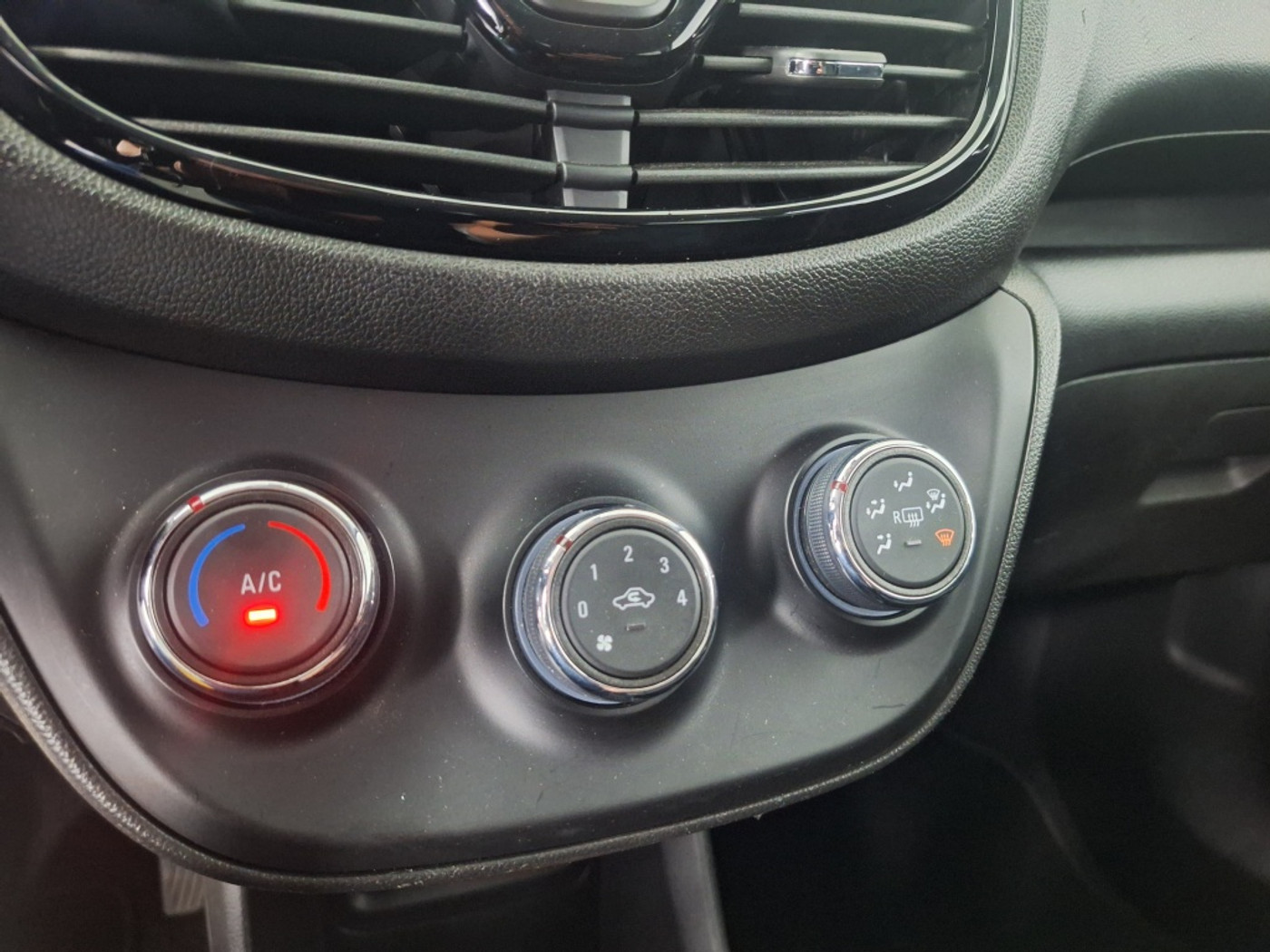 Foto van Opel Karl Rocks / Viva Rocks