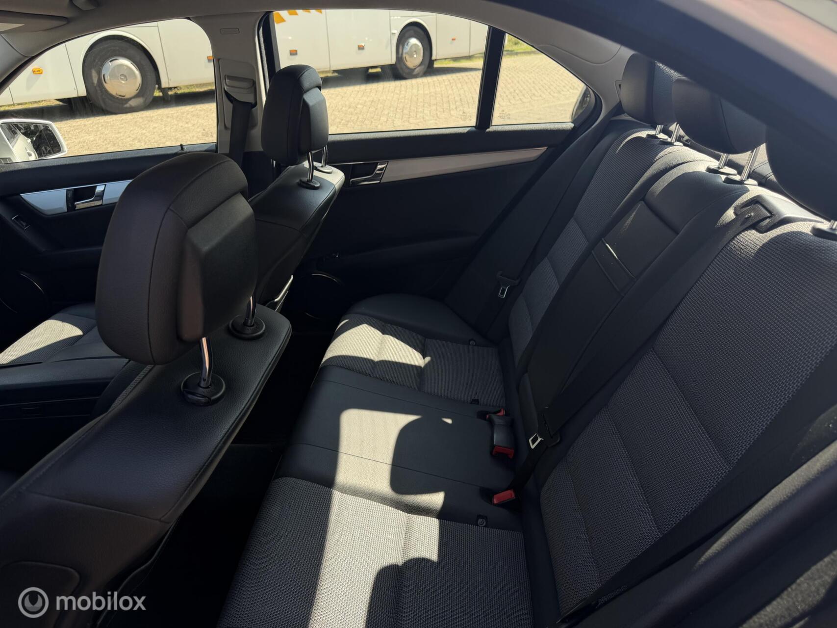 Foto van Mercedes-Benz C 180 Cgi