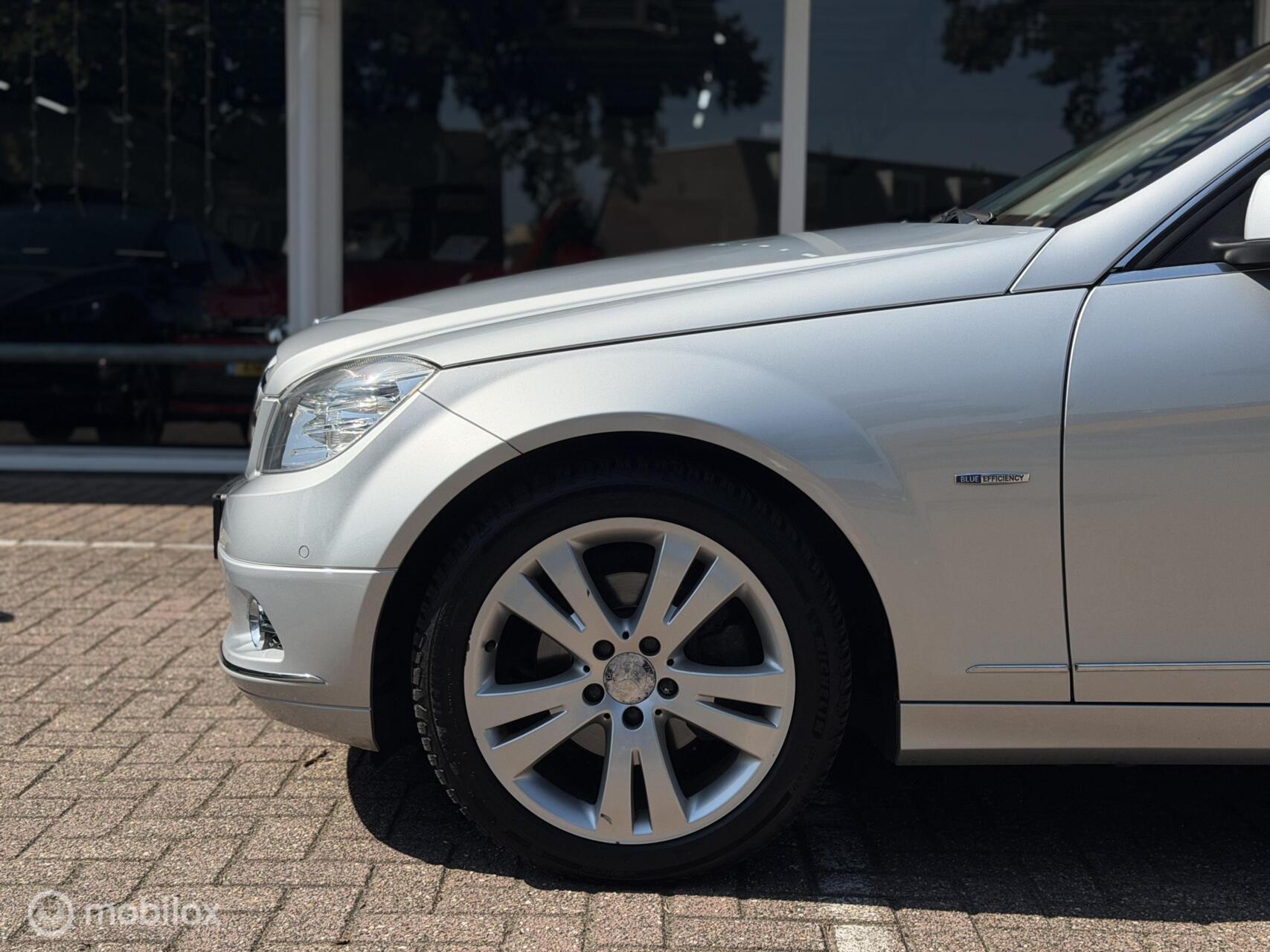 Foto van Mercedes-Benz C 180 Cgi