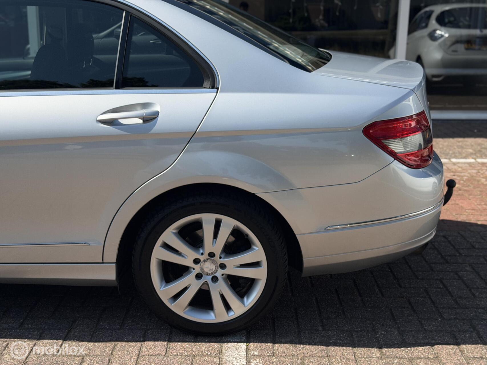 Foto van Mercedes-Benz C 180 Cgi