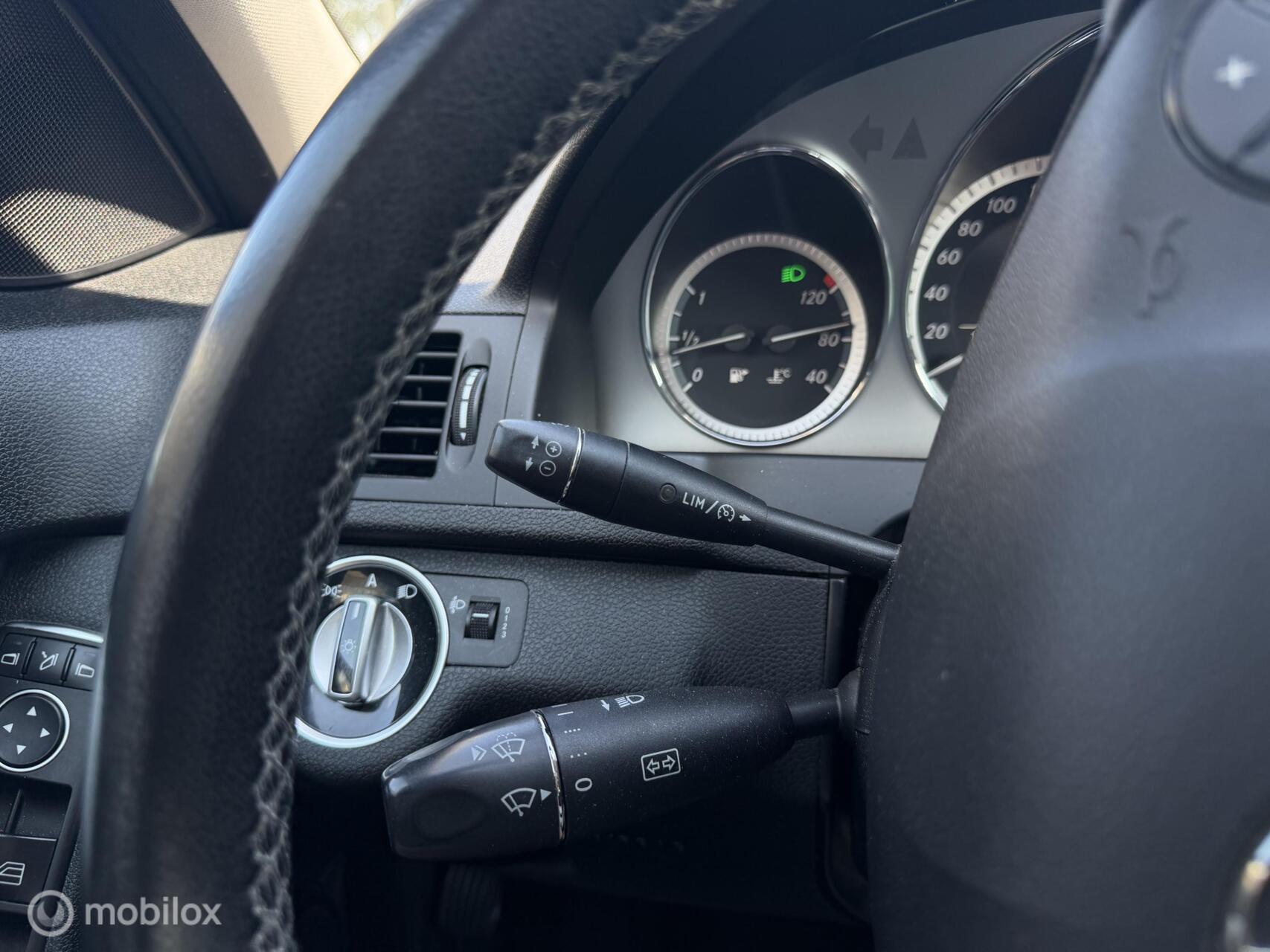 Foto van Mercedes-Benz C 180 Cgi