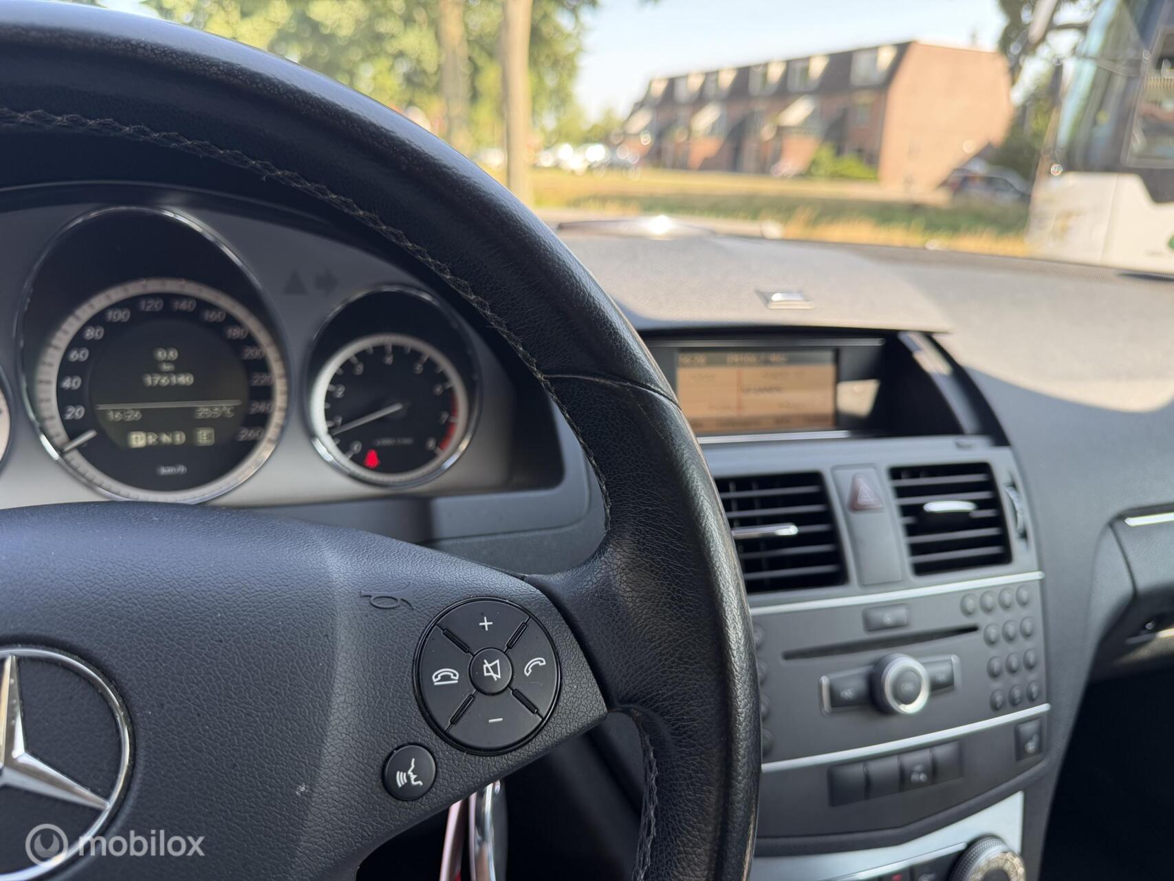 Foto van Mercedes-Benz C 180 Cgi