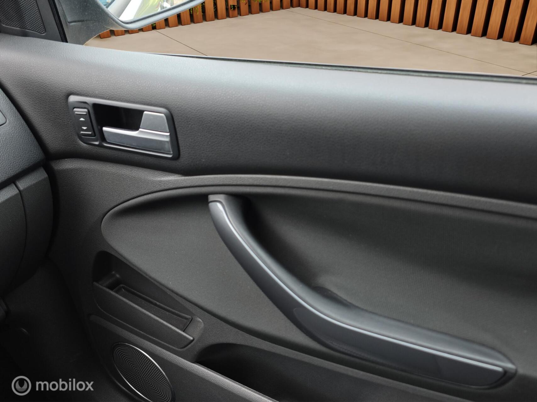 Foto van Ford C-max