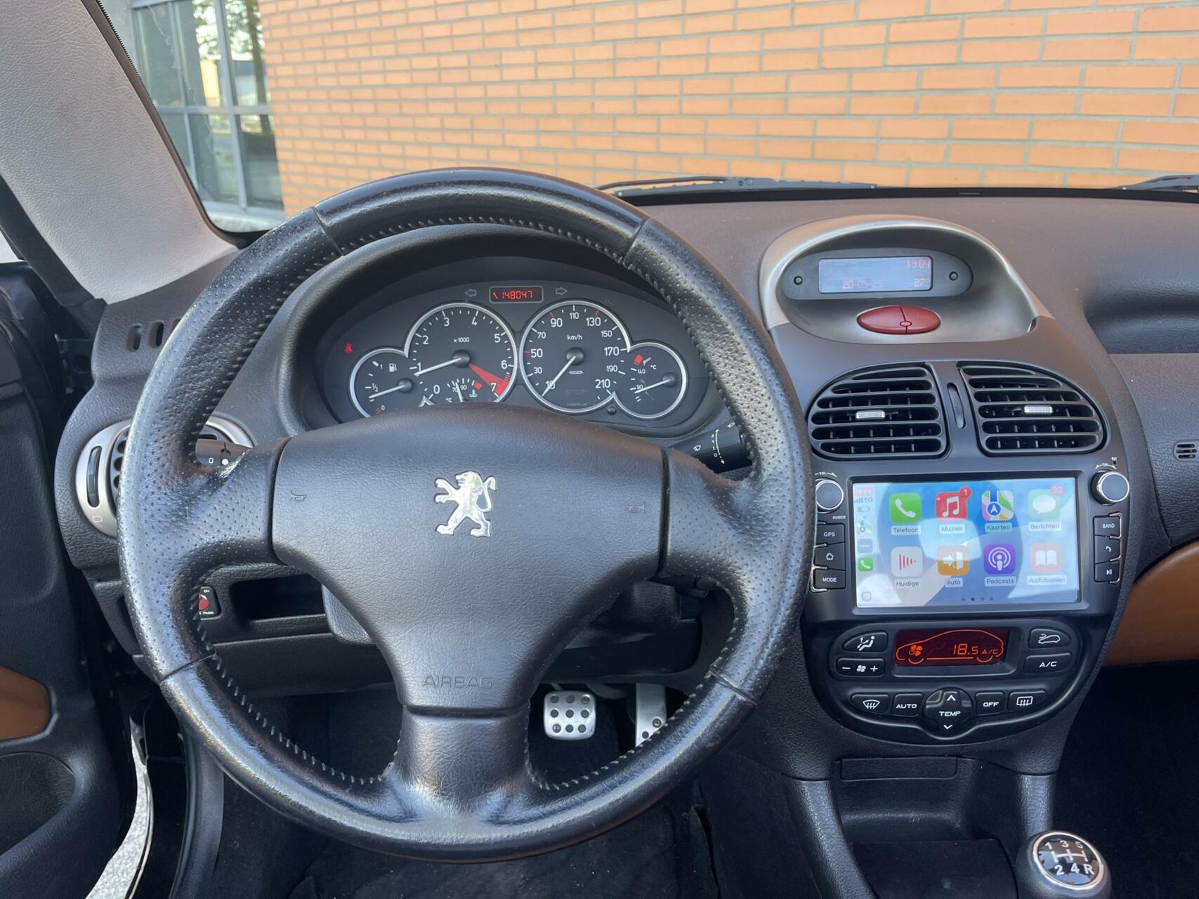 Foto van Peugeot 206 CC