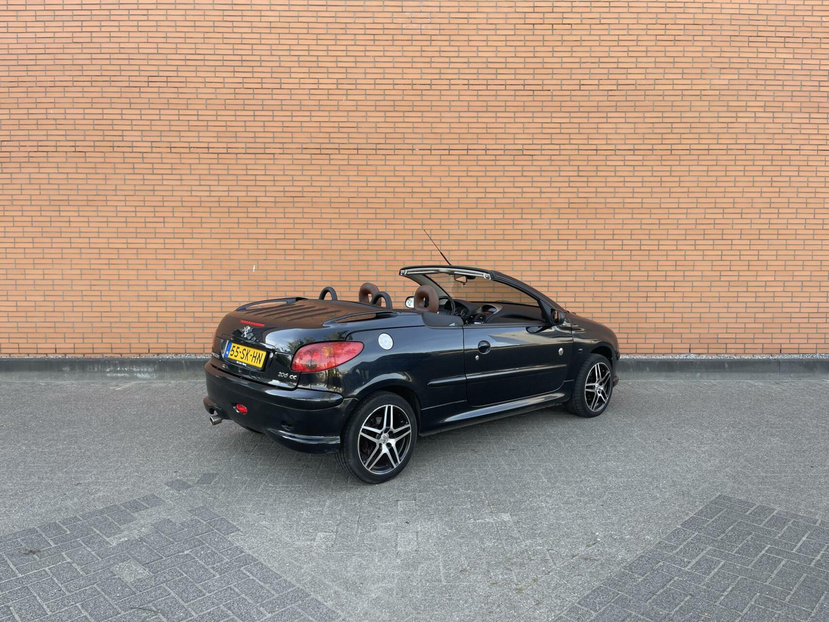 Foto van Peugeot 206 CC
