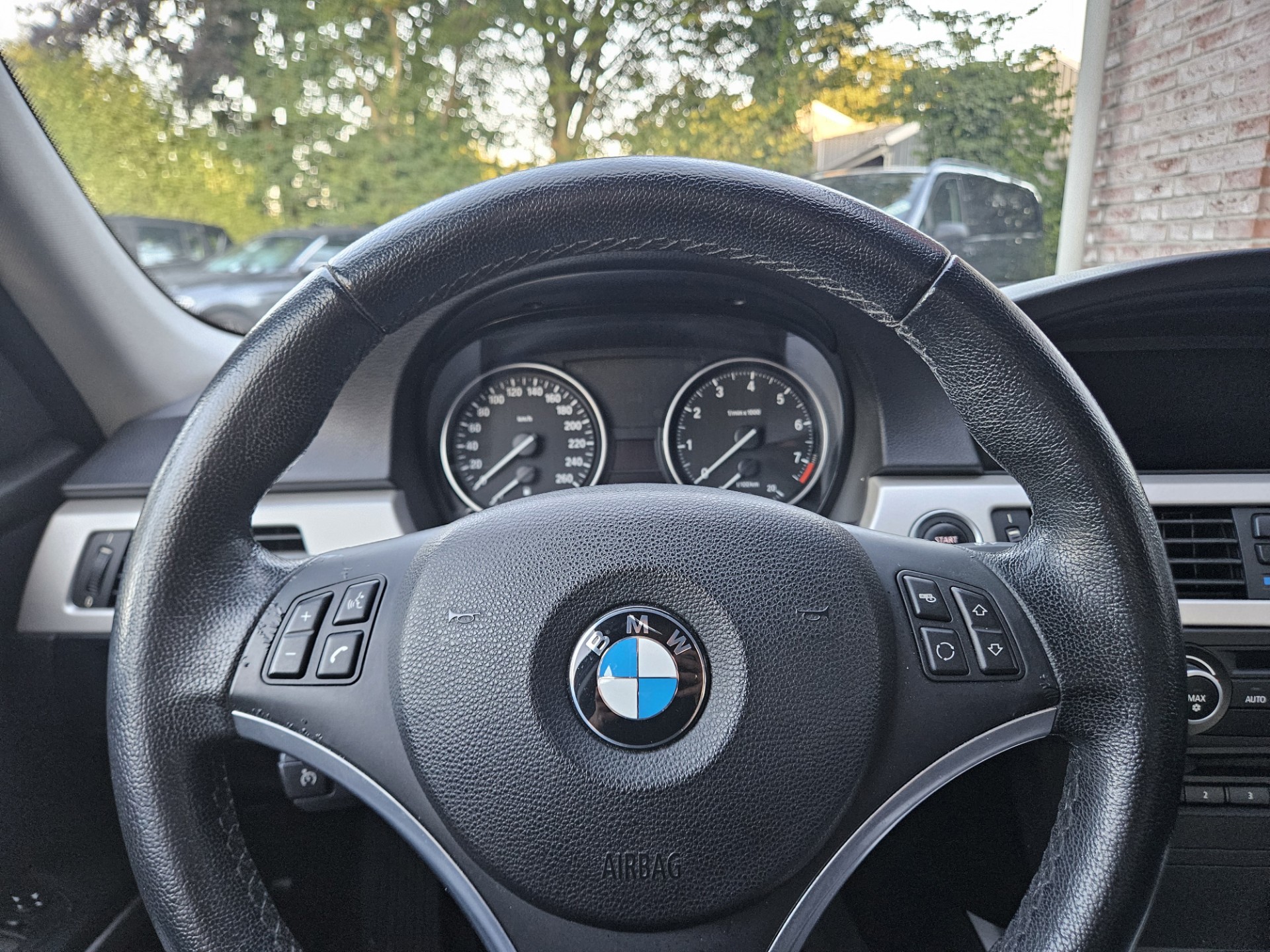Foto van BMW 325i