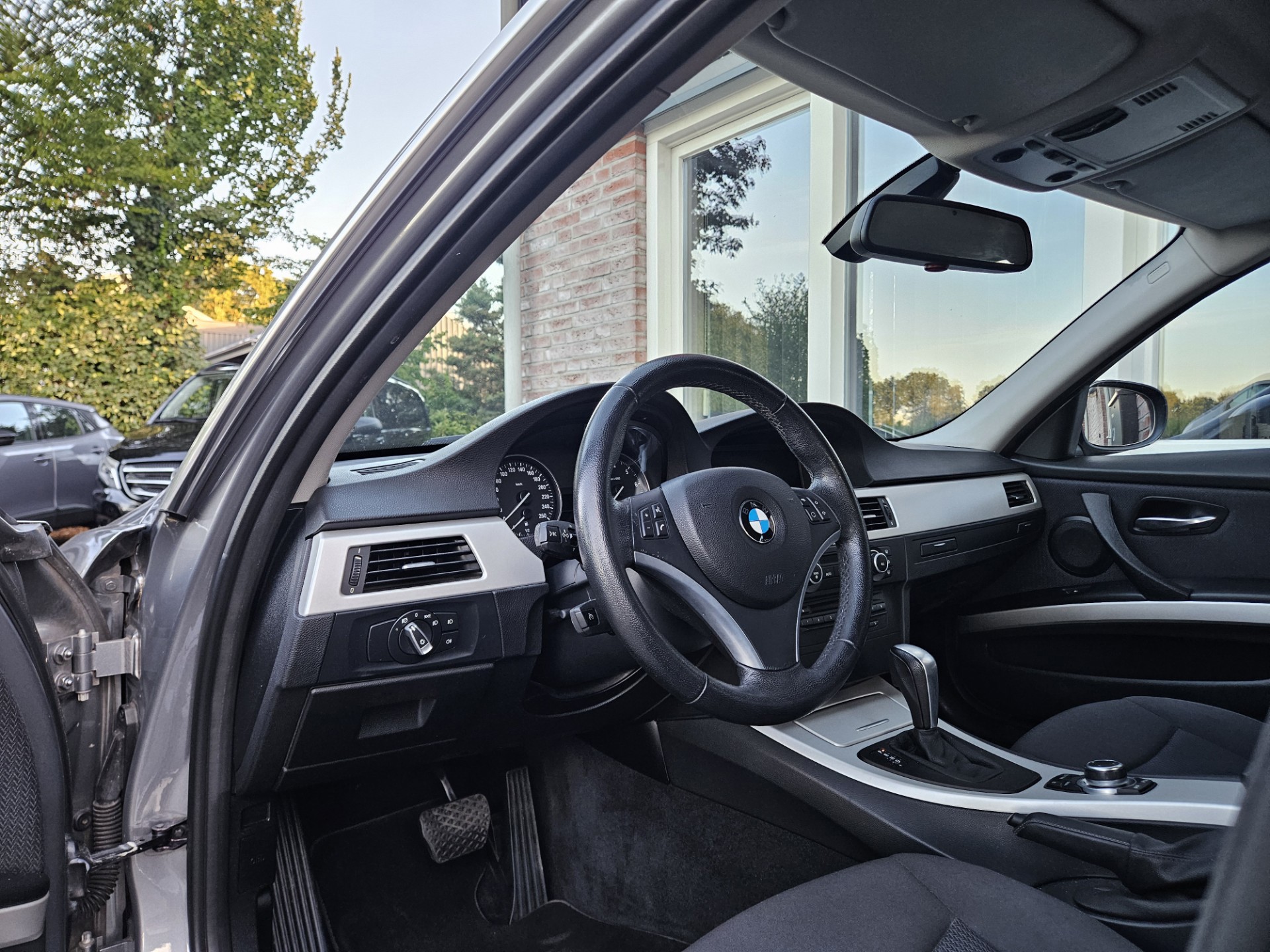 Foto van BMW 325i