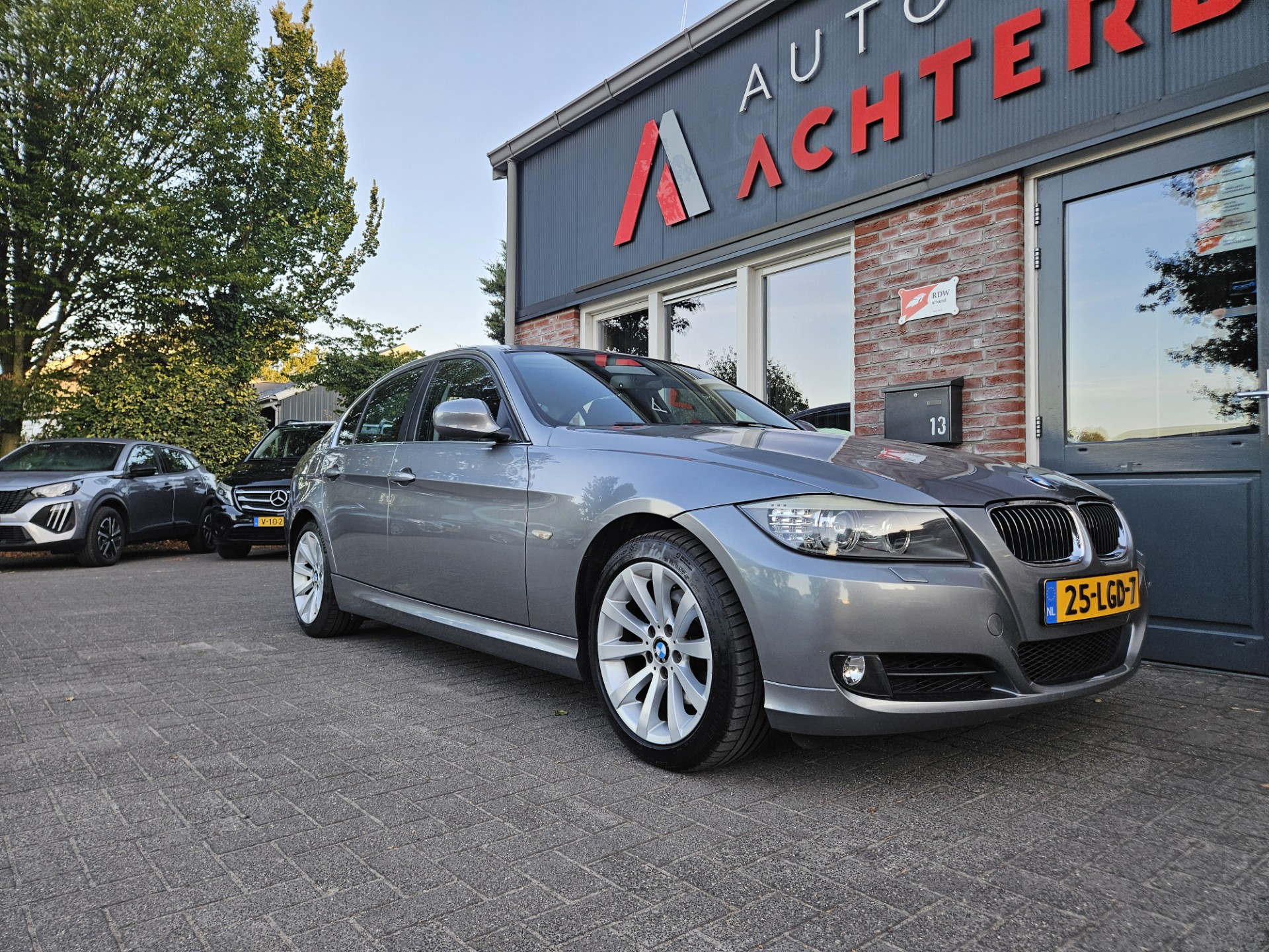 Foto van BMW 325i