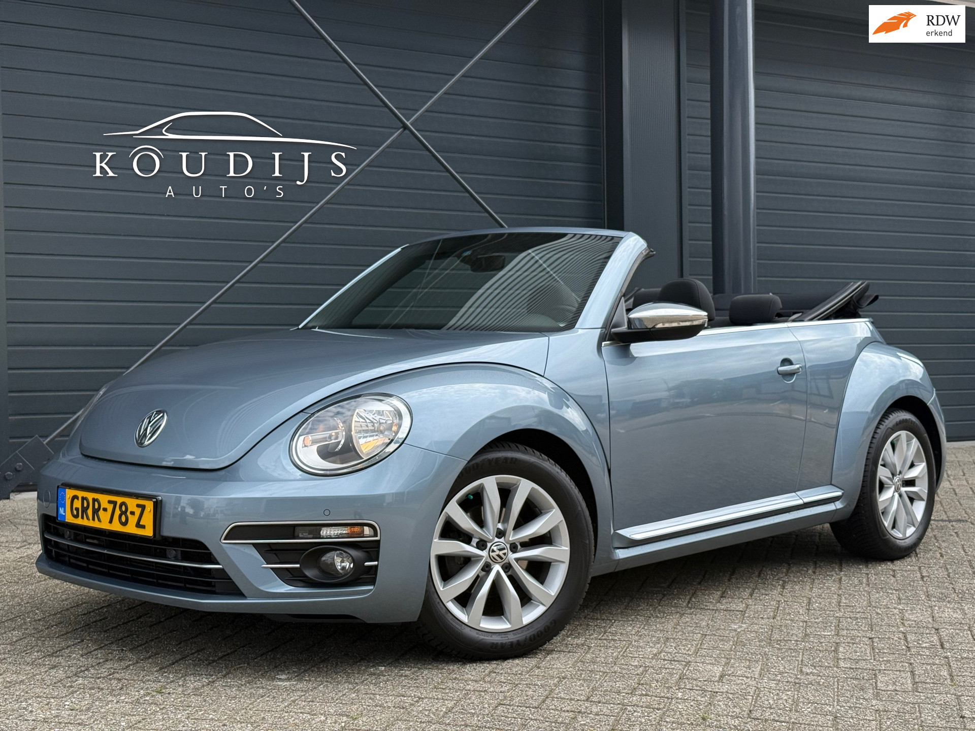 Volkswagen Beetle 1.2 TSI Exclusive Series, Stoelverwarming, Navi, Nieuwe Allseason Banden 2018 - voorkant