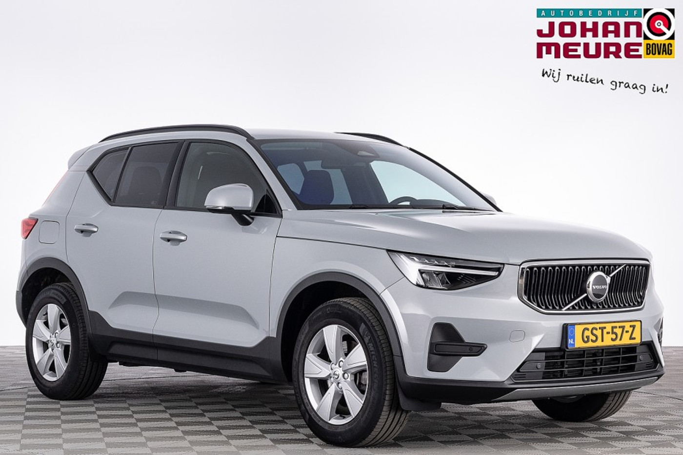 Volvo XC40 2.0 B3 Essential Automaat ✅ 1e Eigenaar 2024 - voorkant