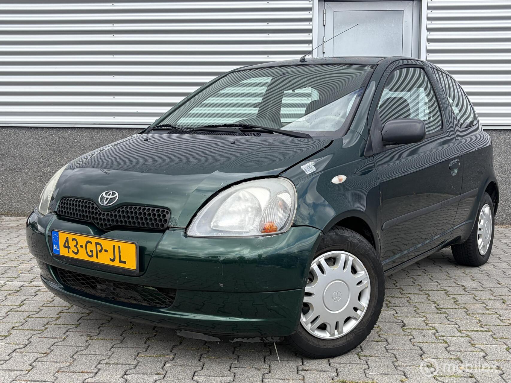 Toyota Toyota Yaris 1.0-16V VVT-i 114.000km! Nieuwe apk! 2001 - voorkant