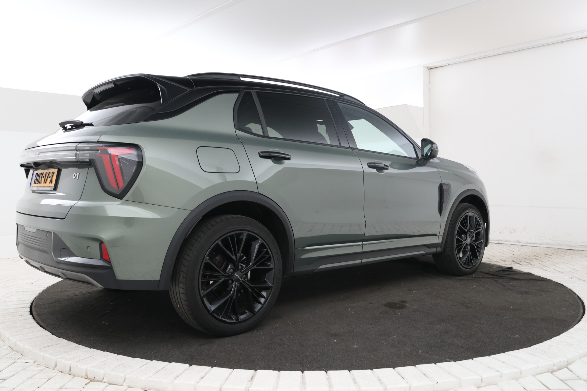 Foto van Lynk&co LYNK & Co 01