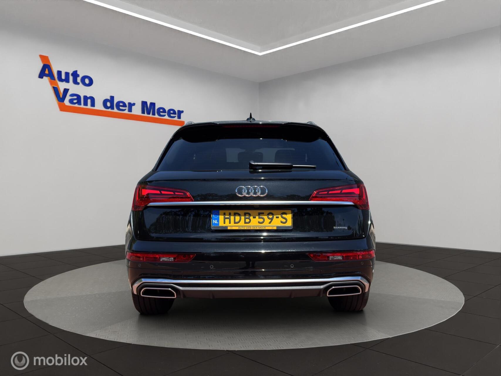 Foto van Audi Q5 55 TFSI E