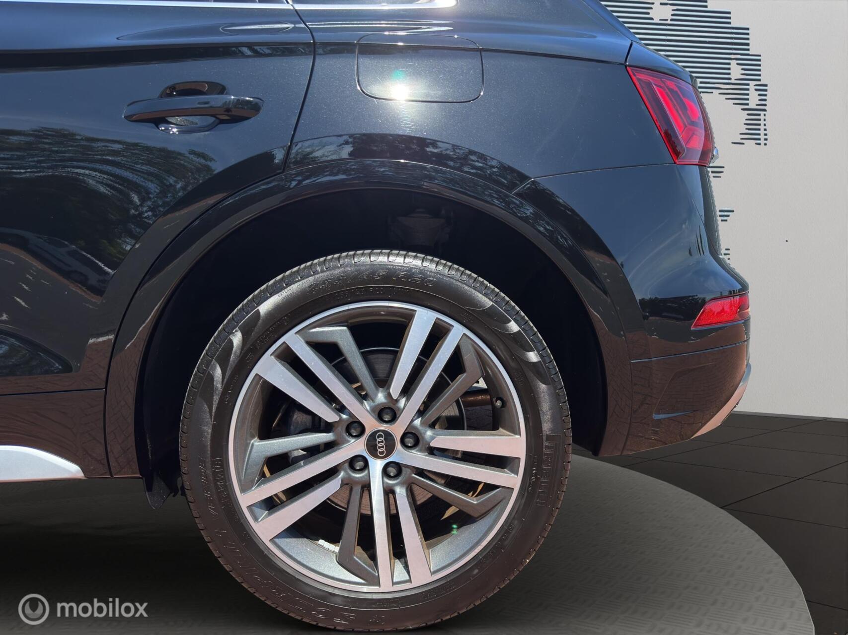 Foto van Audi Q5 55 TFSI E