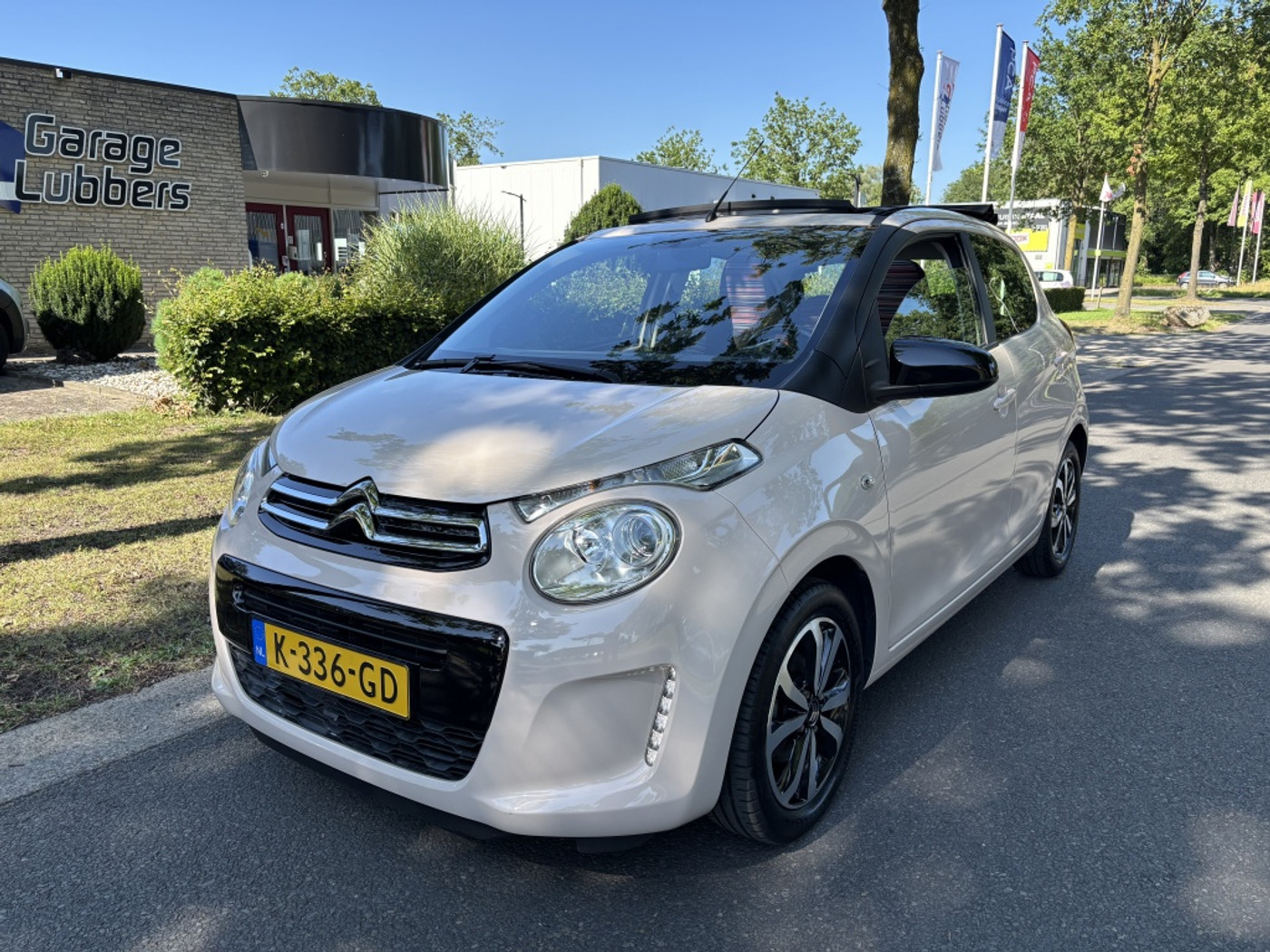Citroen C1 1.0 VTi AirScape Shine 2020 - voorkant