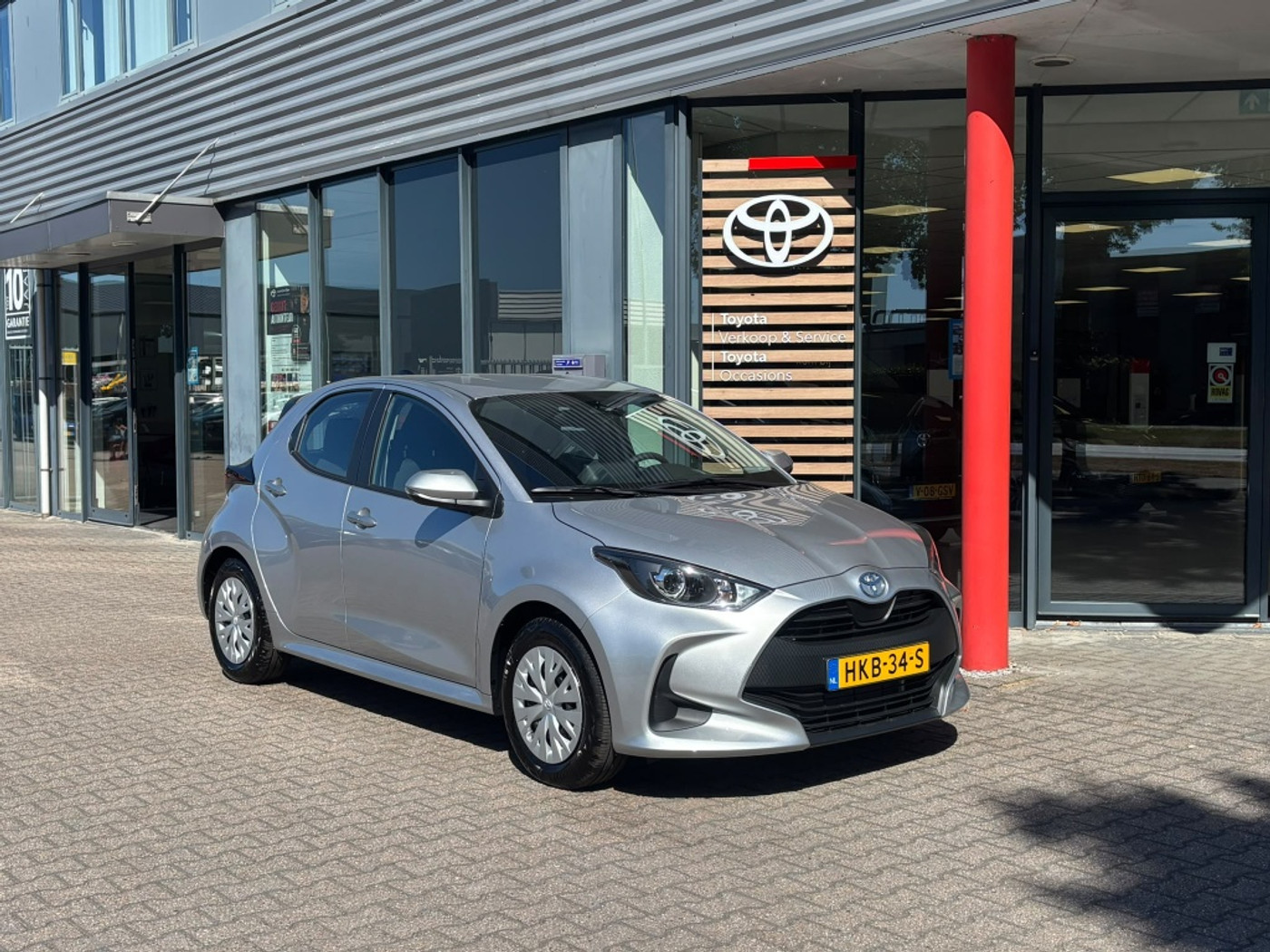 Toyota Toyota Yaris 1.5 Hyb. 115 Comfort | Automaat | Apple Carplay | A. camera | Org NL | Lage km stand 2025 - voorkant