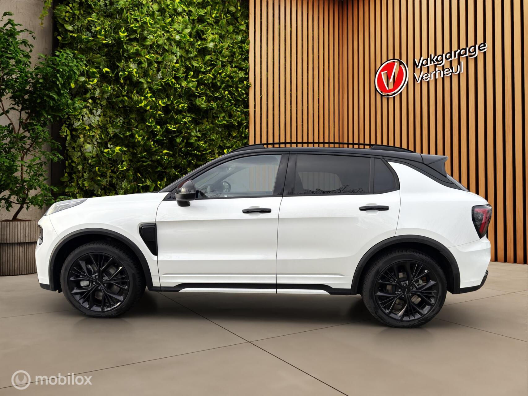 Foto van Lynk&co LYNK & Co 01