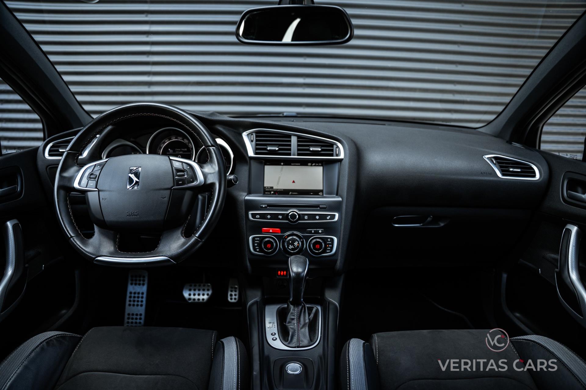 Foto van DS DS 4