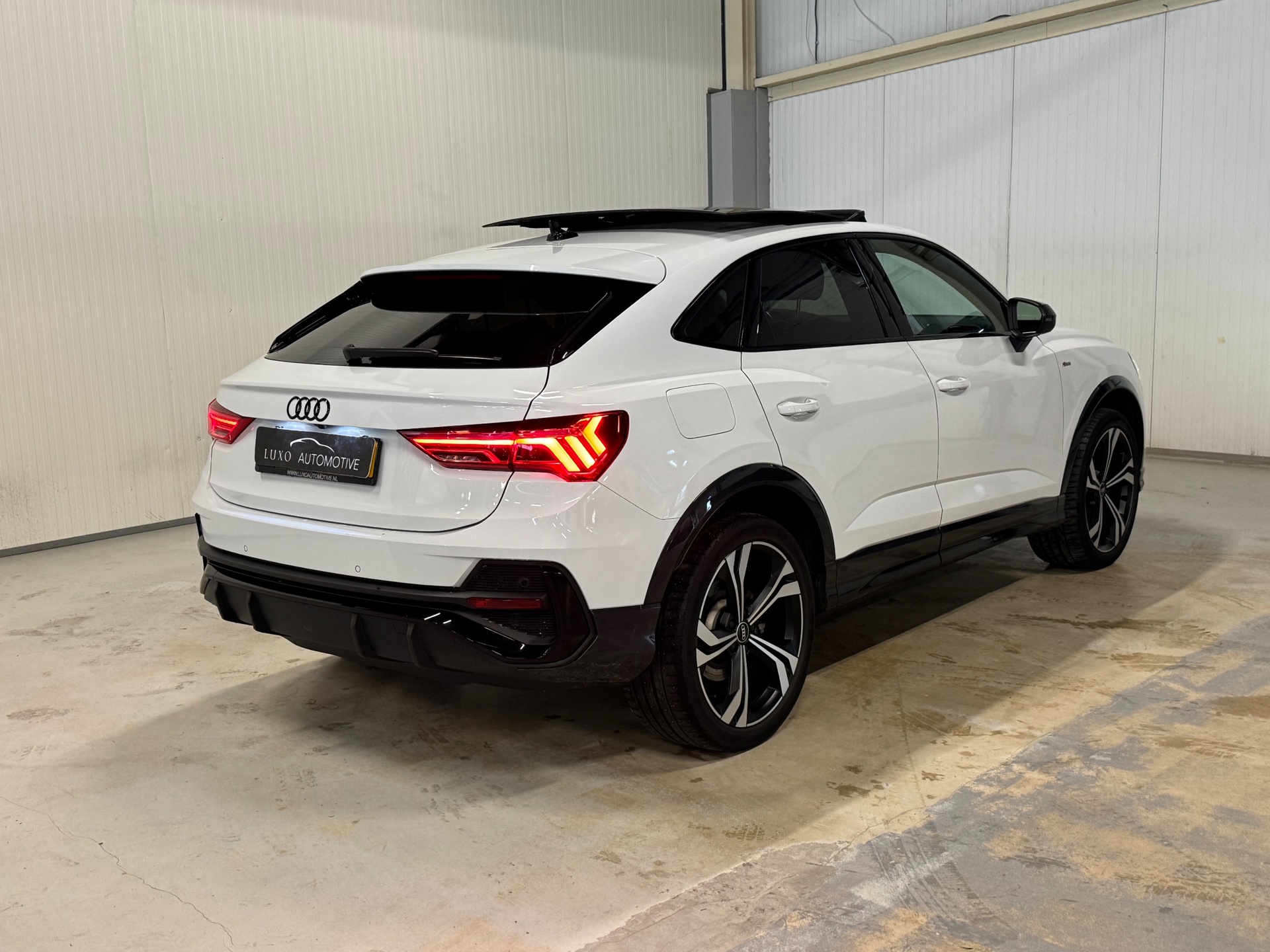 Foto van Audi Q3 Sportback E-tron